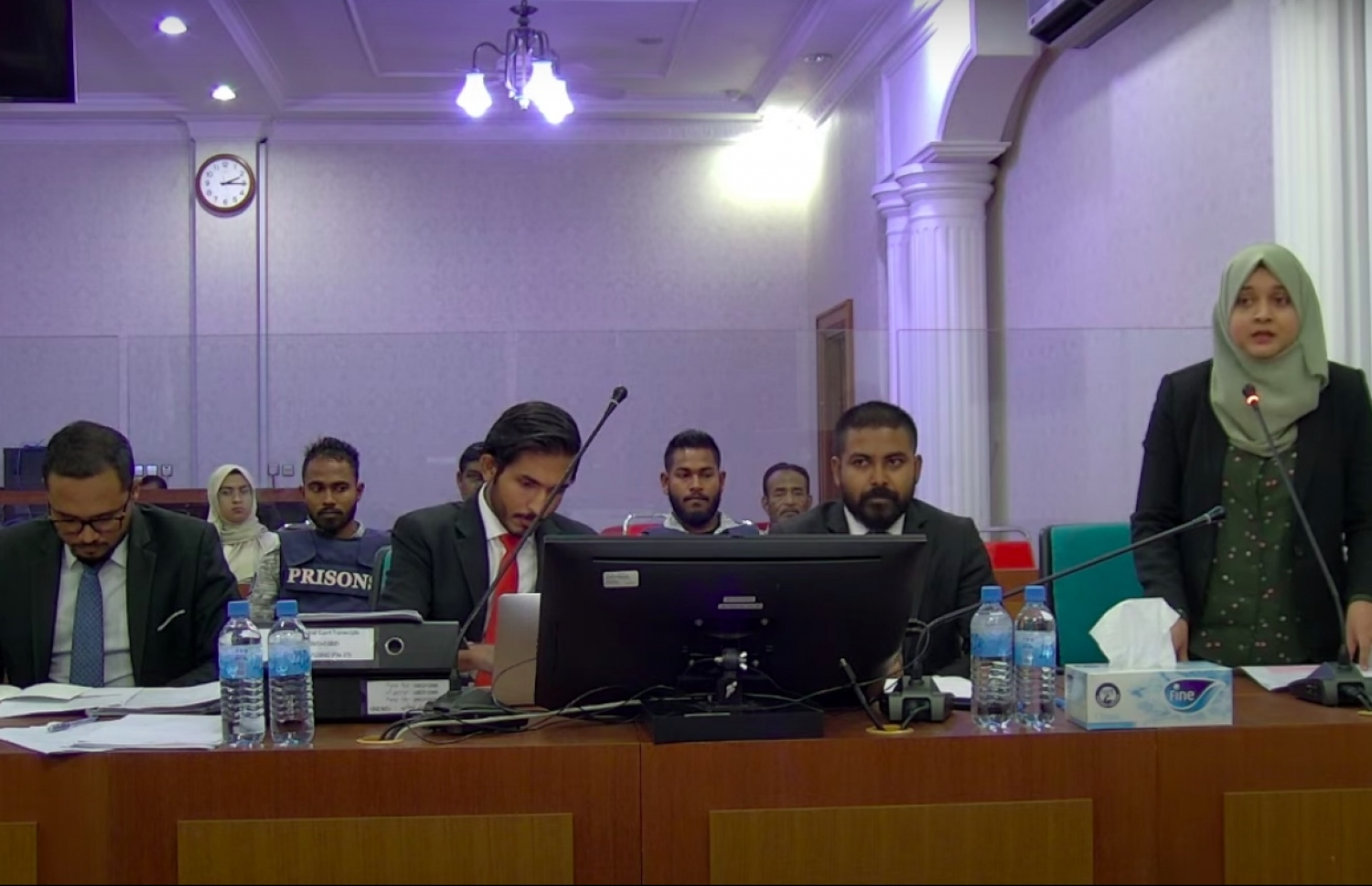 މިއަދުގެ އަޑުއެހުމުގައި ދަައުލަތުގެ ވަކީލުން ވާހަކަ ދައްކަނީ