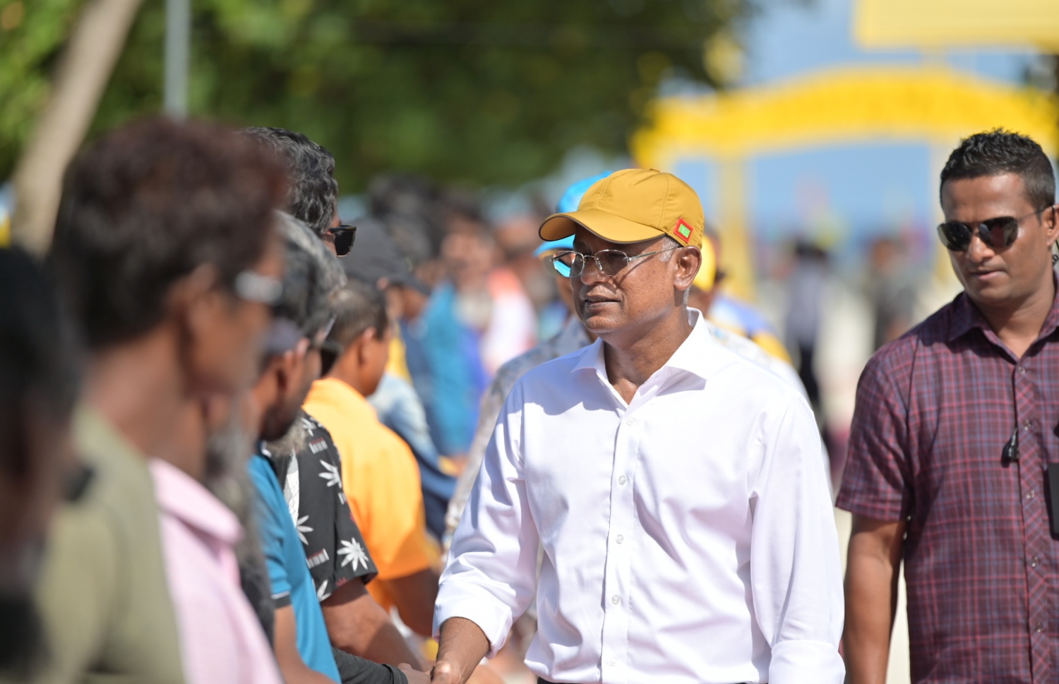 ރައީސްގެ ކެމްޕެއިން ދަތުރުގައި ނޫމަރާ ރައްޔިތުންނާ އެކު