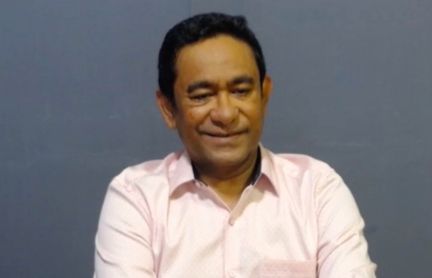 ކުރީގެ ރައީސް އަބްދުﷲ ޔާމީން މިއަދުގެ ޝަރީއަތުގެ މަޖިލީހުގައި އޮންލައިންކޮށް ބައިވެރިވެ ވަޑައިގަންނަވަނީ.