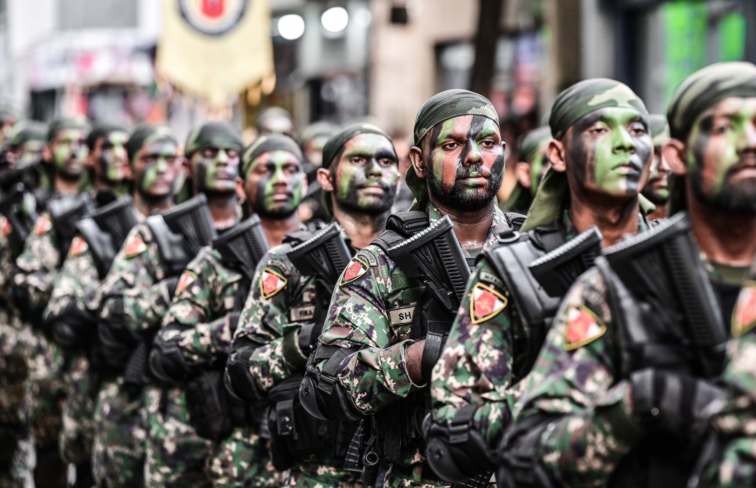 މިނިވަން ދުވަހާ ގުޅިގެން މިއަދު ބޭއްވި ސިފައިންގެ ޕެރޭޑްގައި ސިފައިންގެ އެކި ލަޝްކަރުތައް-- ފޮޓޯ: ނިޝާން އަލީ | މިހާރު