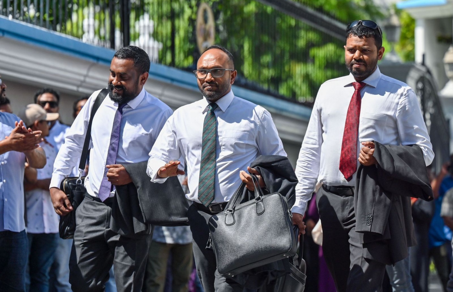 ޑރ. ޖަމީލު މީގެކުރިން ސުޕްރީމް ކޯޓަށް ވަޑައިގަންނަވަނީ - ފޮޓޯ: މިހާރު