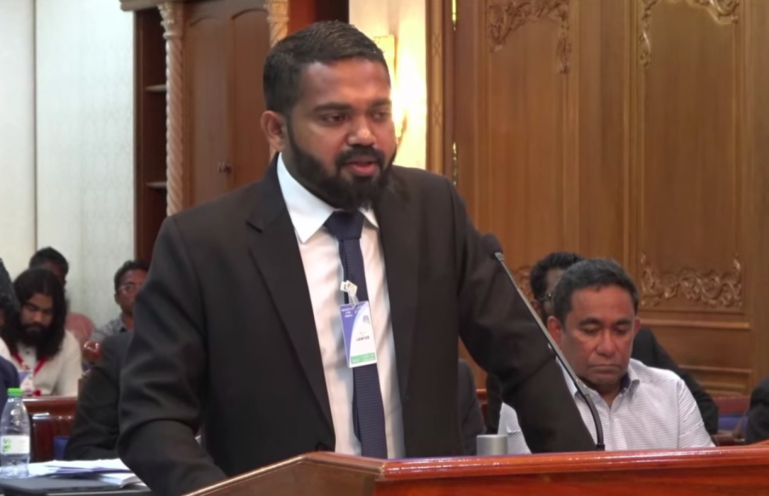 އީސީގެ ވަކީލް މަހްފޫޒް: ގަބޫލުކުރައްވާ ގޮތުގައި ޖިނާއީ މައްސަލައެއްގަ އޮތް މަދަނީ އުގޫބާތަކީ ދަރަންޏެއް