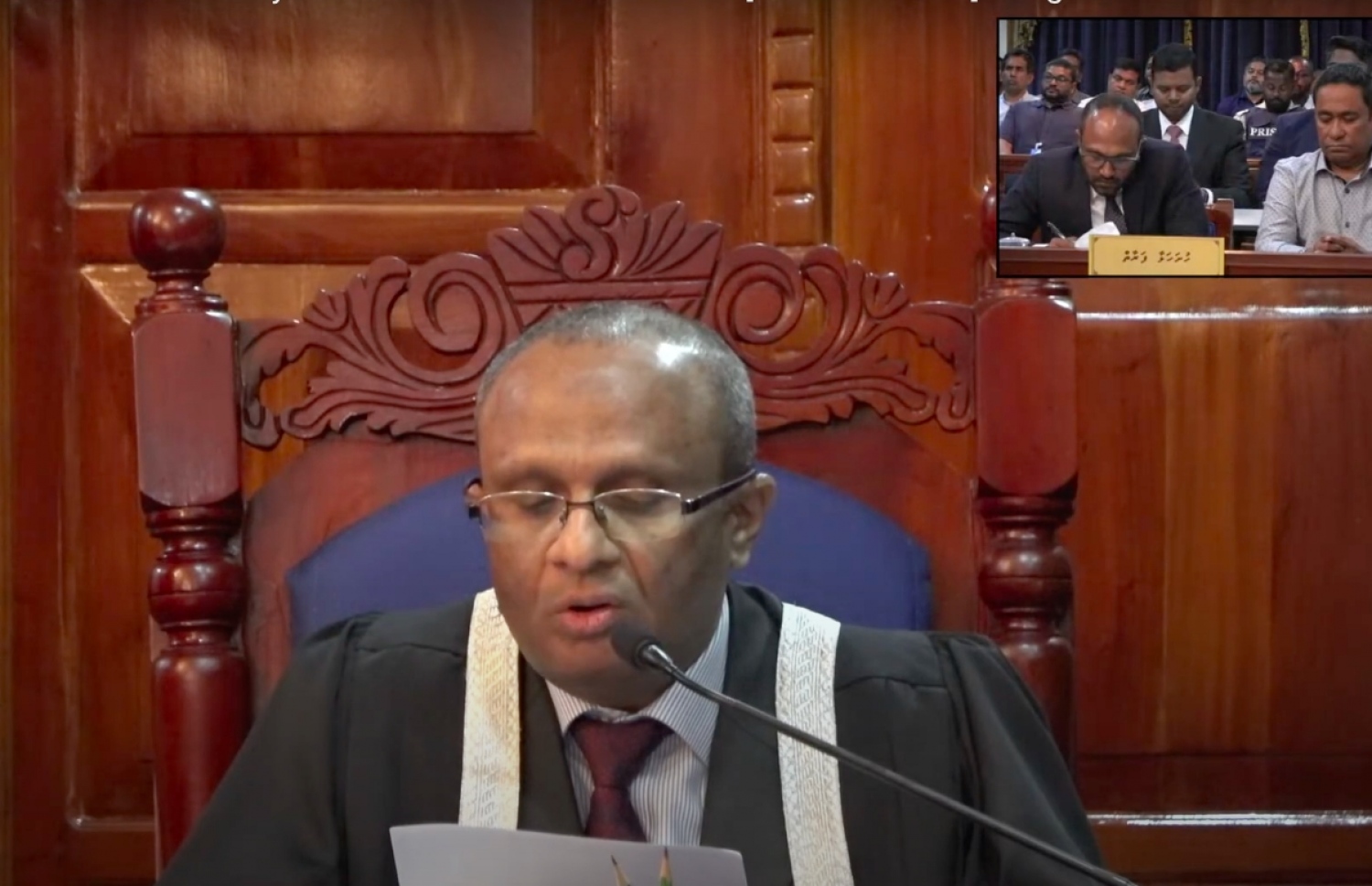 ފަނޑިޔާރު ސުއޫދު ހުކުމް އިއްވަވަނީ