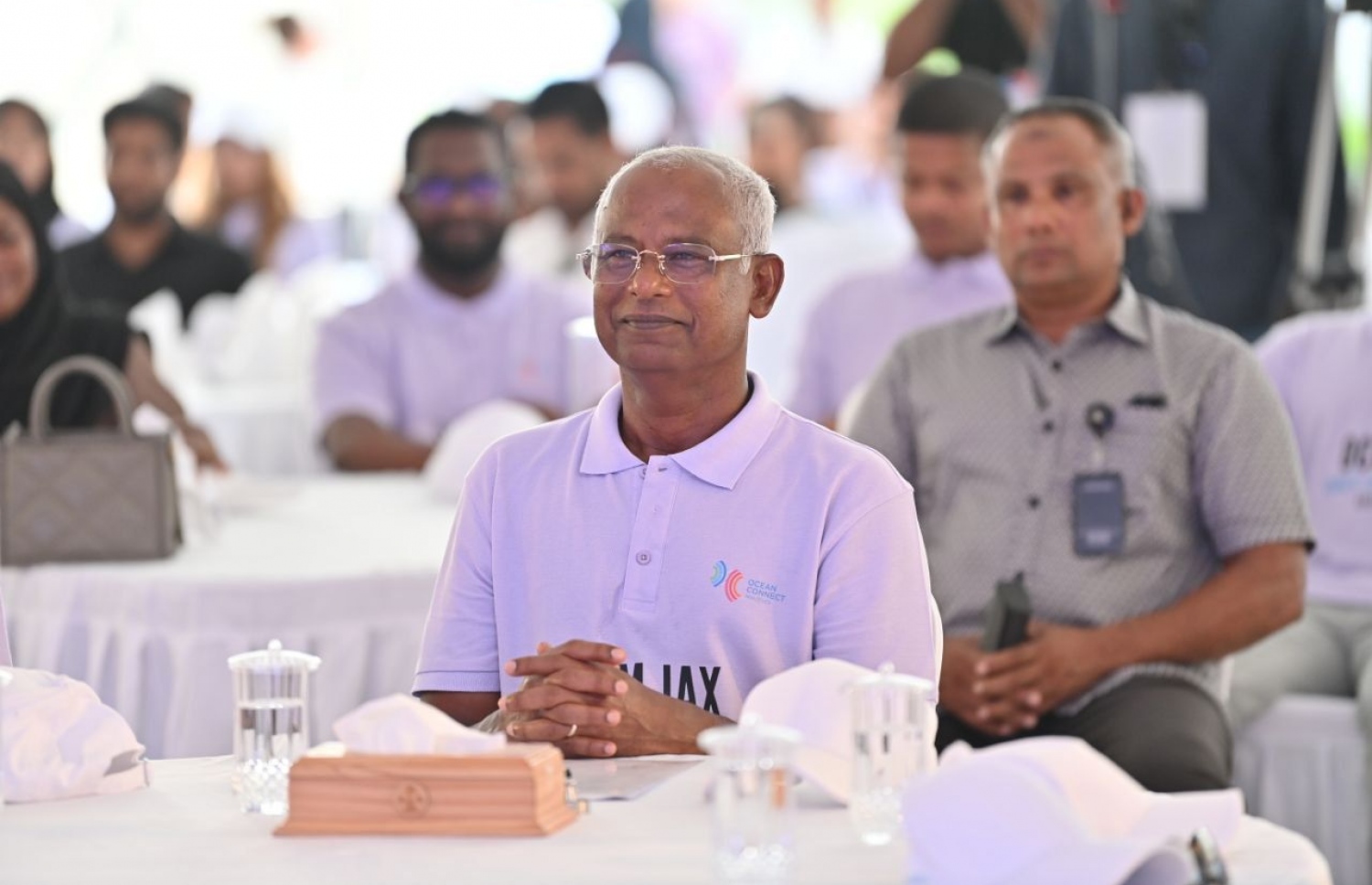 ސަބްމެރިން ކޭބަލް ގުޅާލުން ނިންމުމަށް ބޭއްވި ރަސްމިއްޔާތުގެ ތެރެއިން