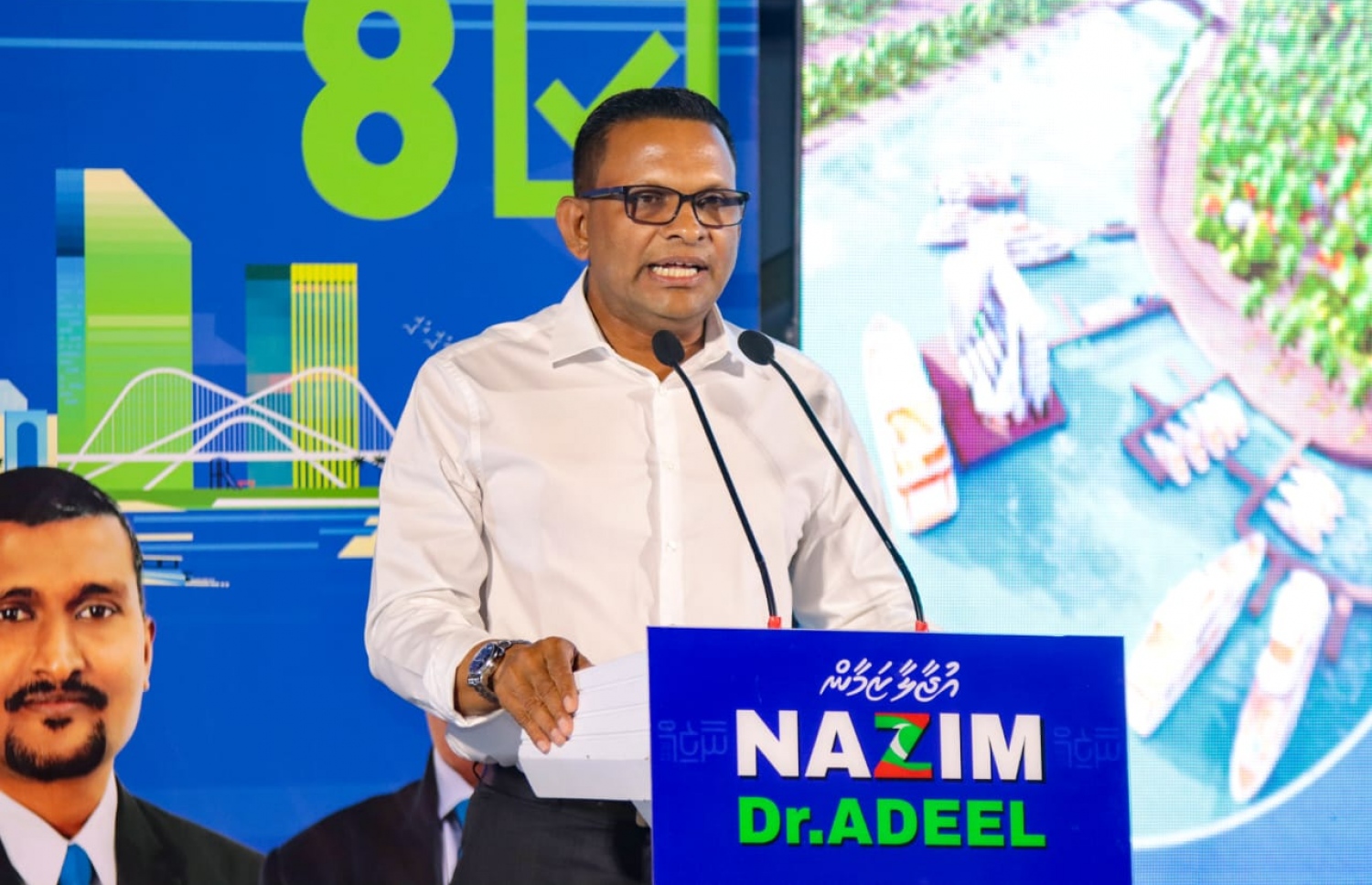 އައްޑޫއަށް ވަޑައިގެން ނާޒިމް ބޭއްވި ޖަލްސާގައި ވާހަކަ ދައްކަވަނީ.-- ފޮޓޯ: އެމްއެންޕީ