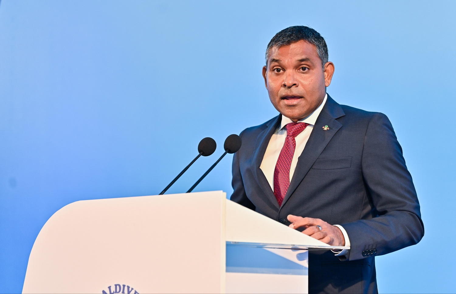 އެމްއެމްއޭގެ އިންސްޓެންޓް ޕޭމެންޓް ސިސްޓަމް ތައާރަފް ކުރުމަށް ބޭއްވި ރަސްމިއްޔާތުގައި ނައިބު ރައީސް ފައިސަލް ނަސީމު ވާހަކަދައްކަވަނީ. -- ފޮޓޯ: ފަޔާޒް މޫސާ / މިހާރު