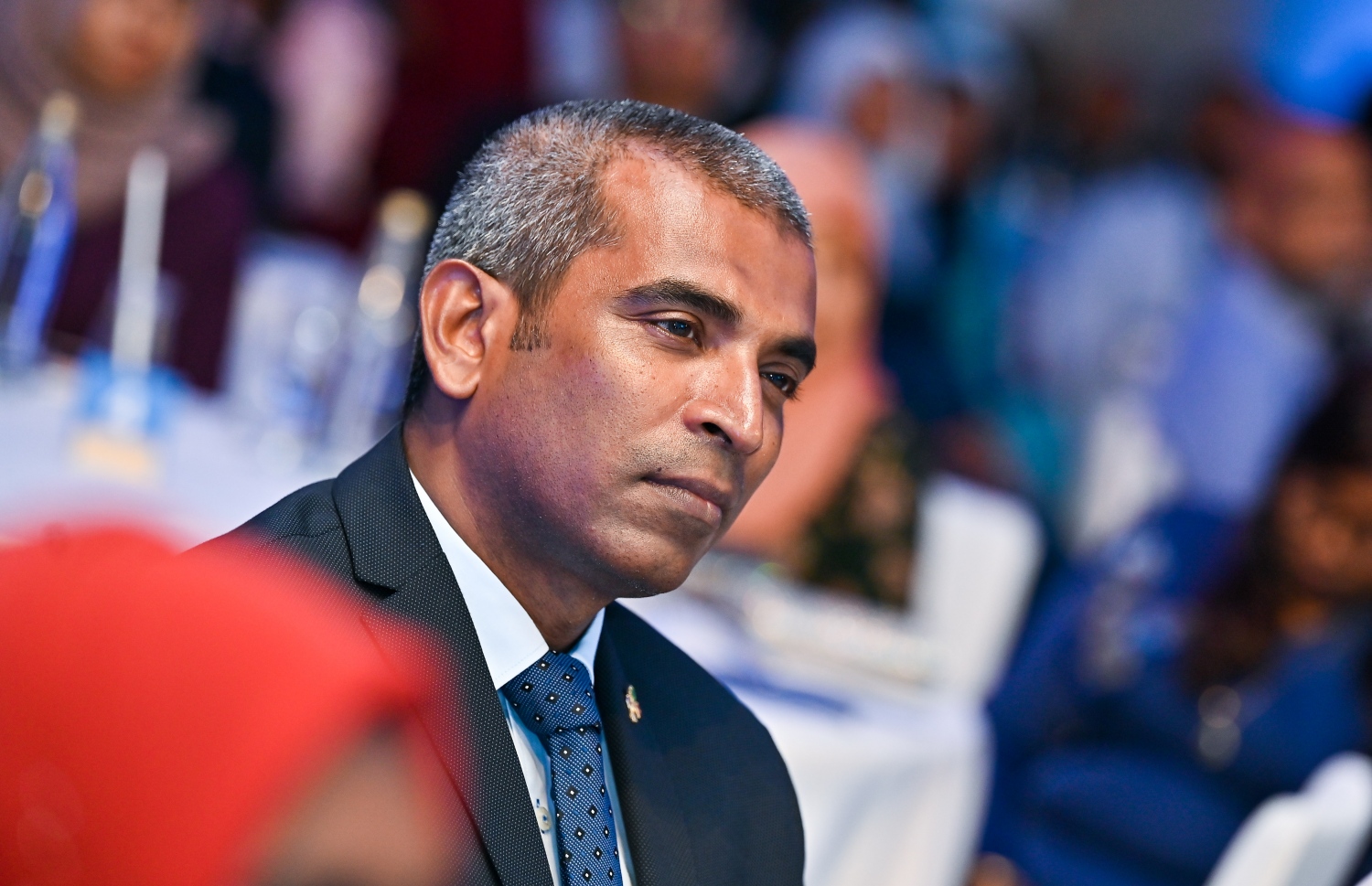 އިންސްޓެންޓް ޕޭމެންޓް ސިސްޓަމް "ފަވަރަ" އިފްތިތާހު ކުރުމަށް ކްރޮސްރޯޑްސްގައި ބޭއްވި ރަސްމިއްޔާތުގައި އޮޑިޓާ ޖެނެރަލް ހުސައިން ނިޔާޒީ ބައިވެރިވެވަޑައިގަންނަވަނީ.--- ފޮޓޯ: ފަޔާޒު މޫސާ | މިހާރު