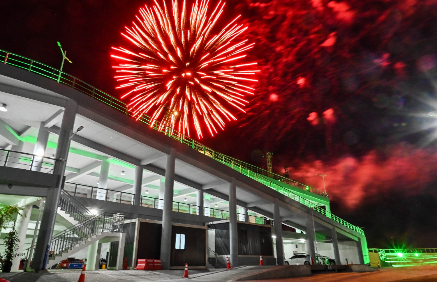 ވޭސްޓް ޓްރާންސްފާ ސްޓޭޝަން ހުޅުވުން