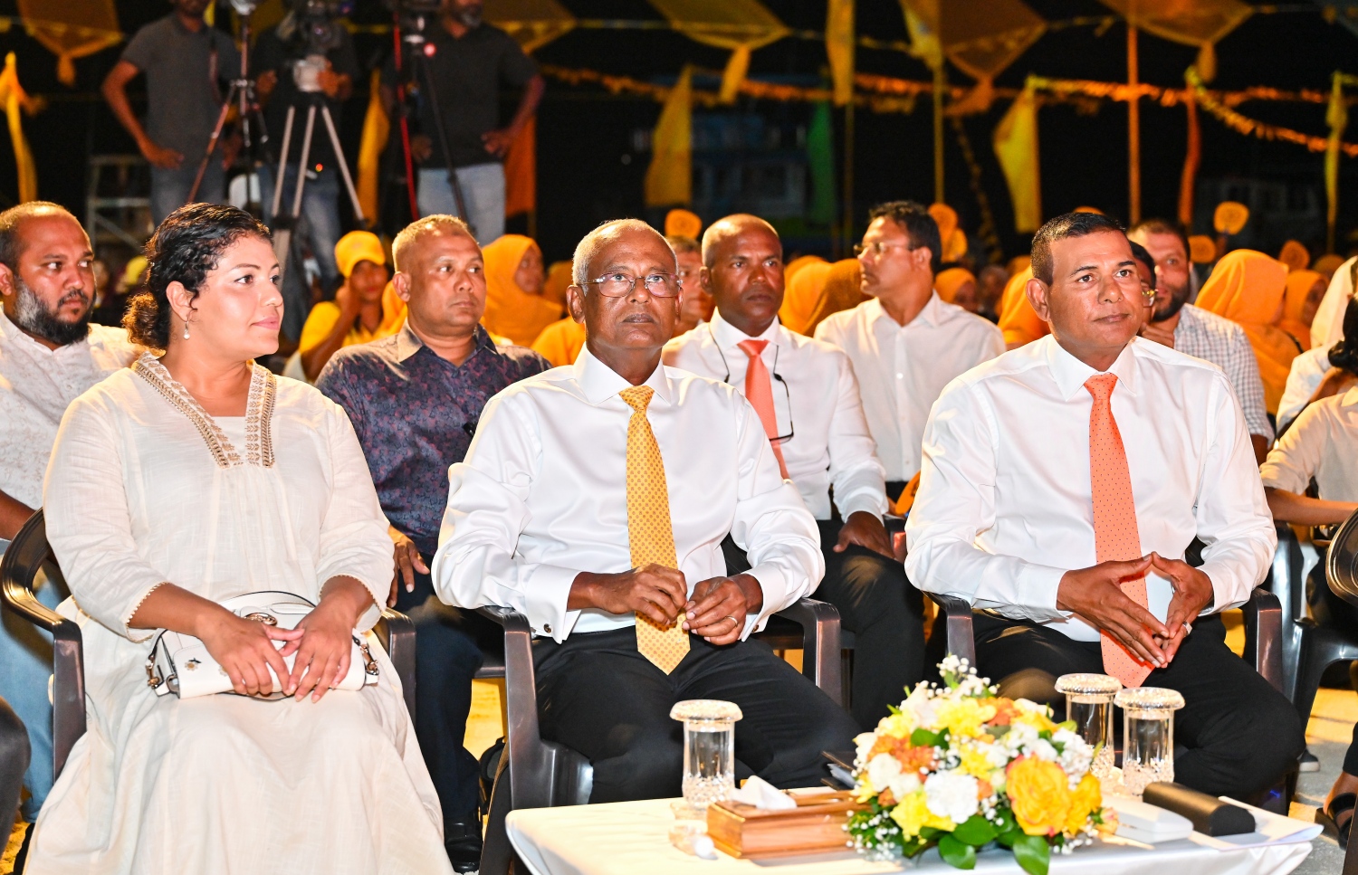 މިރޭގެ ޖަލްސާގައި ރައީސާއި ކޯލިޝަން ޕާޓްނަރު އަދި އެމްޑީއޭގެ ލީޑަރު އަހުމަދު ސިޔާމް މުހައްމަދާއި ހިންނަވަރު ދާއިރާގެ މެމްބަރު ޖީހާން މަހްމޫދު --- މިހާރު ފޮޓޯ/ނިޝާން އަލީ