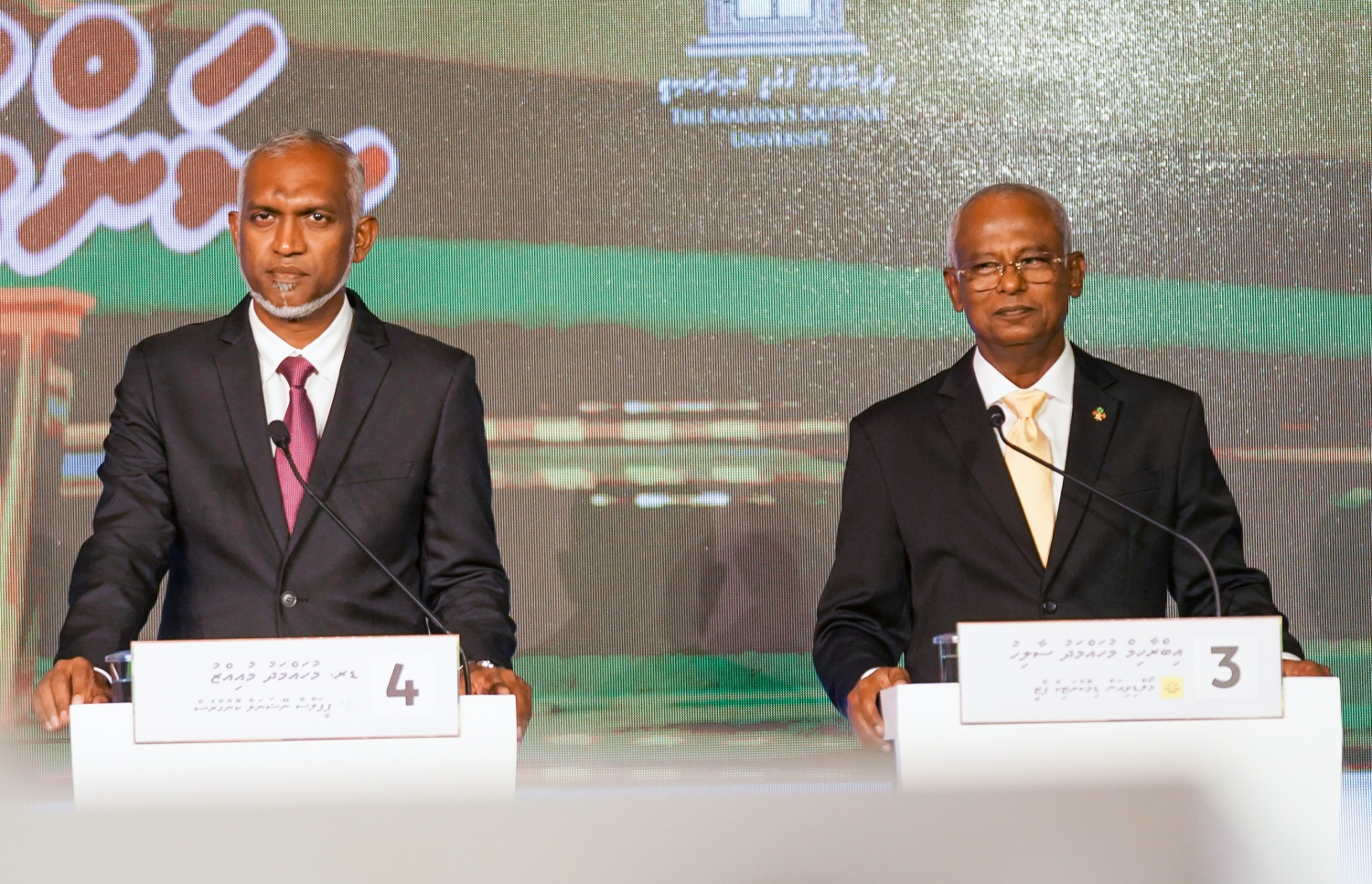 ސަންގު ޓީވީން ގެނެސްދިން ރިޔާސީ ބަހުސްގައި ބައިވެރިވި ރައީސް އިބްރާހިމް މުހައްމަދު ސޯލިހާއި އިންތިހާބީ ރައީސް ޑރ މުހައްމަދު މުއިއްޒު-- ފޮޓޯ: މިހާރު