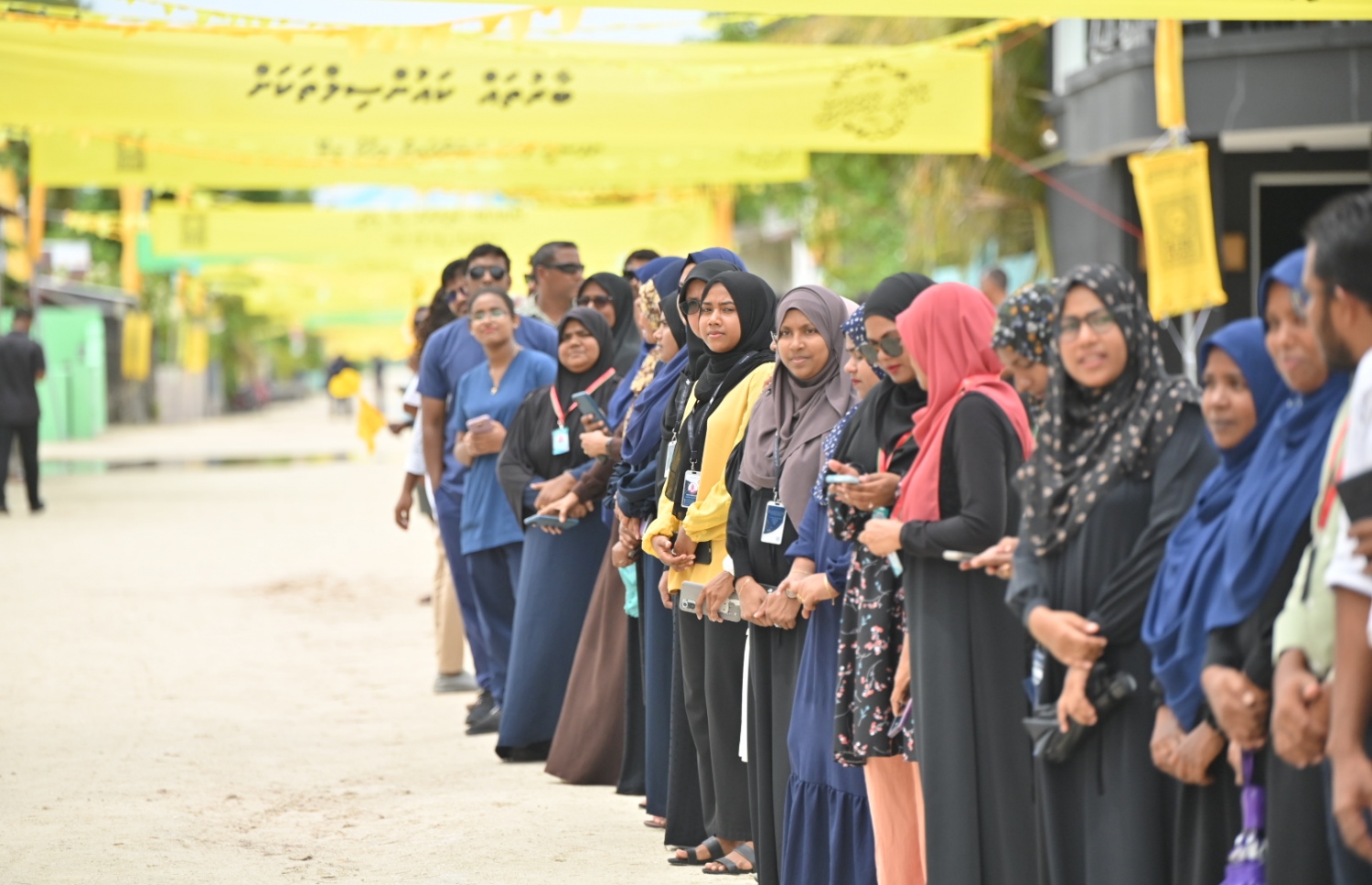 އެމްޑީޕީގެ ރިޔާސީ ކެމްޕެއިނަށް ރައީސް އިބްރާހިމް މުހައްމަދު ސޯލިހު ރ. މާކުރަތަށް ވަޑައިގަތުމުން މަރުހަބާ ކިޔުން.-- ފޮޓޯ: އެމްޑީޕީ