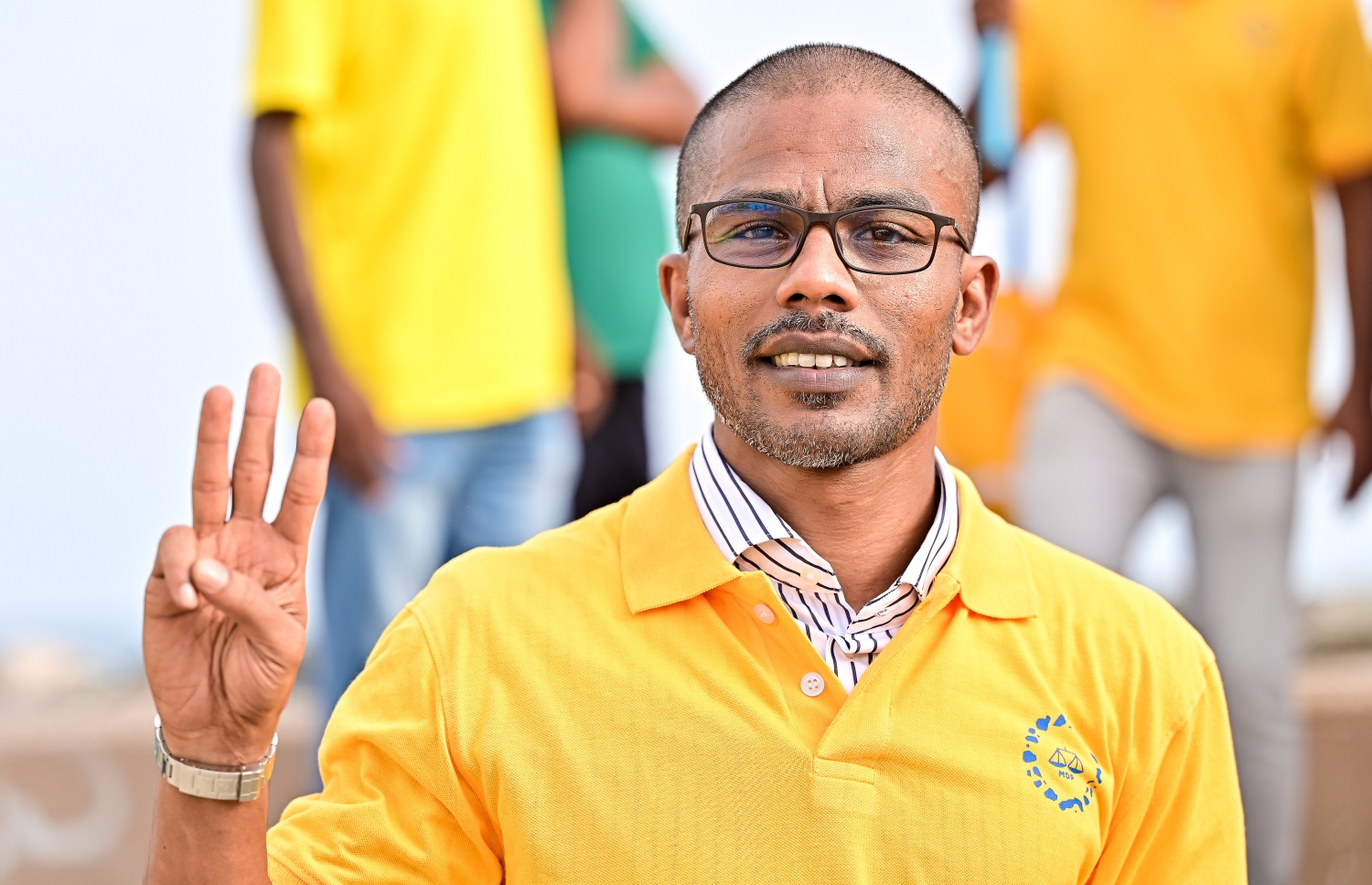 މިއަހަރުގެ ރިޔާސީ އިންިހާބުގެ އެމްޑީޕީ ކެންޑިޑޭޓް، ރައީސް އިބްރާހިމް މުހައްމަދު ސޯލިހުގެ ކެމްޕޭނު ނިންމާލުމުގެ ގޮތުން އެ ޕާޓީ އިން އުސްފަސްގަނޑު ސަރަހައްދުގައި މިއަދު ހަވީރު ބާއްވާ ހިނގާލުމުގައި އަލްހާން ފަހުމީ ބައިވެރިވަނީ.-- ފޮޓޯ: ފަޔާޒް މޫސާ /މިހާރު