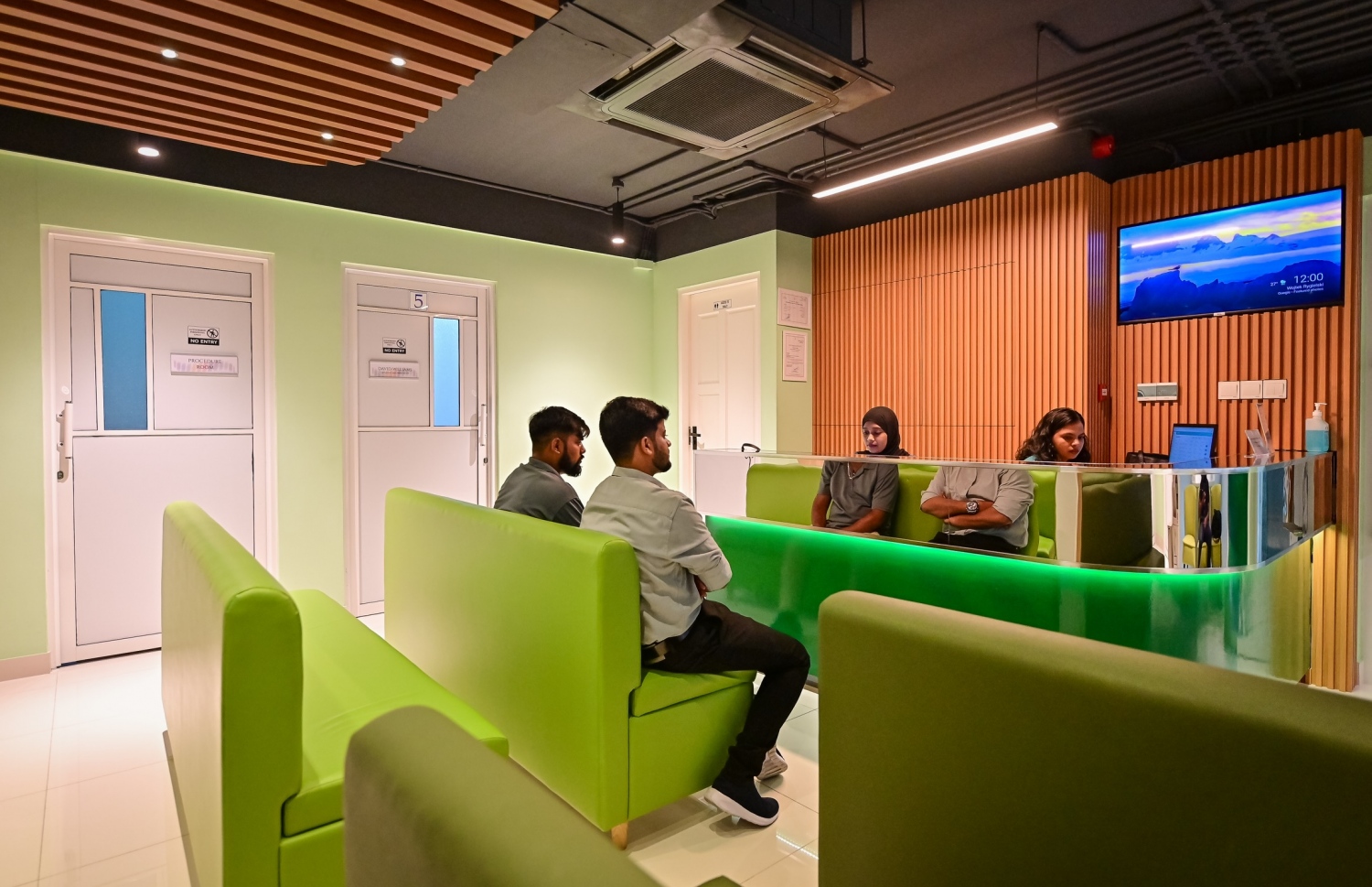 ޕެއިން ކްލިނިކުގެ އެތެރެ. -- ފޮޓޯ: ނިޝާން އަލީ | މިހާރު