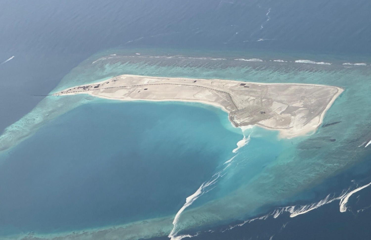 ގިރާވަރު ފަޅު ހިއްކުމުގެ މަސައްކަތް ކުރަނީ