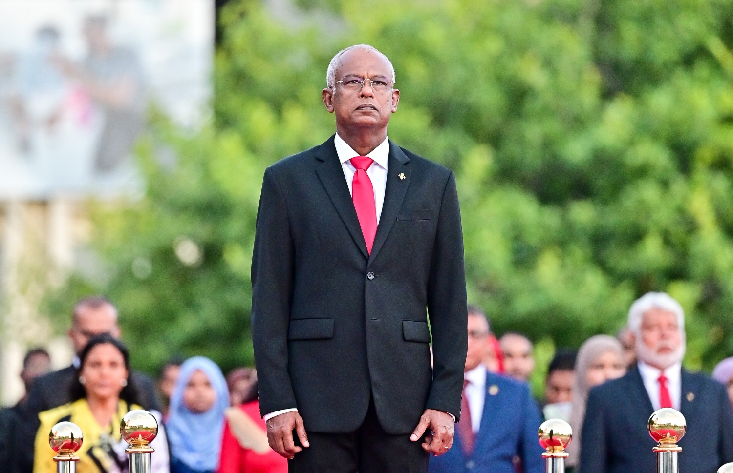 ގައުމީ ދުވަސް ފާހަގަކުރުމަށް މިއަދު ބޭއްވި ދިދަ ނެގުމުގެ ރަސްމިއްޔާތުގައި ރައީސް އިބްރާހިމް މުހައްމަދު ސޯލިހު ބައިވެރިވެވަޑައިގަންނަވަނީ--- ފޮޓޯ: ފަޔާޒު މޫސާ | މިހާރު