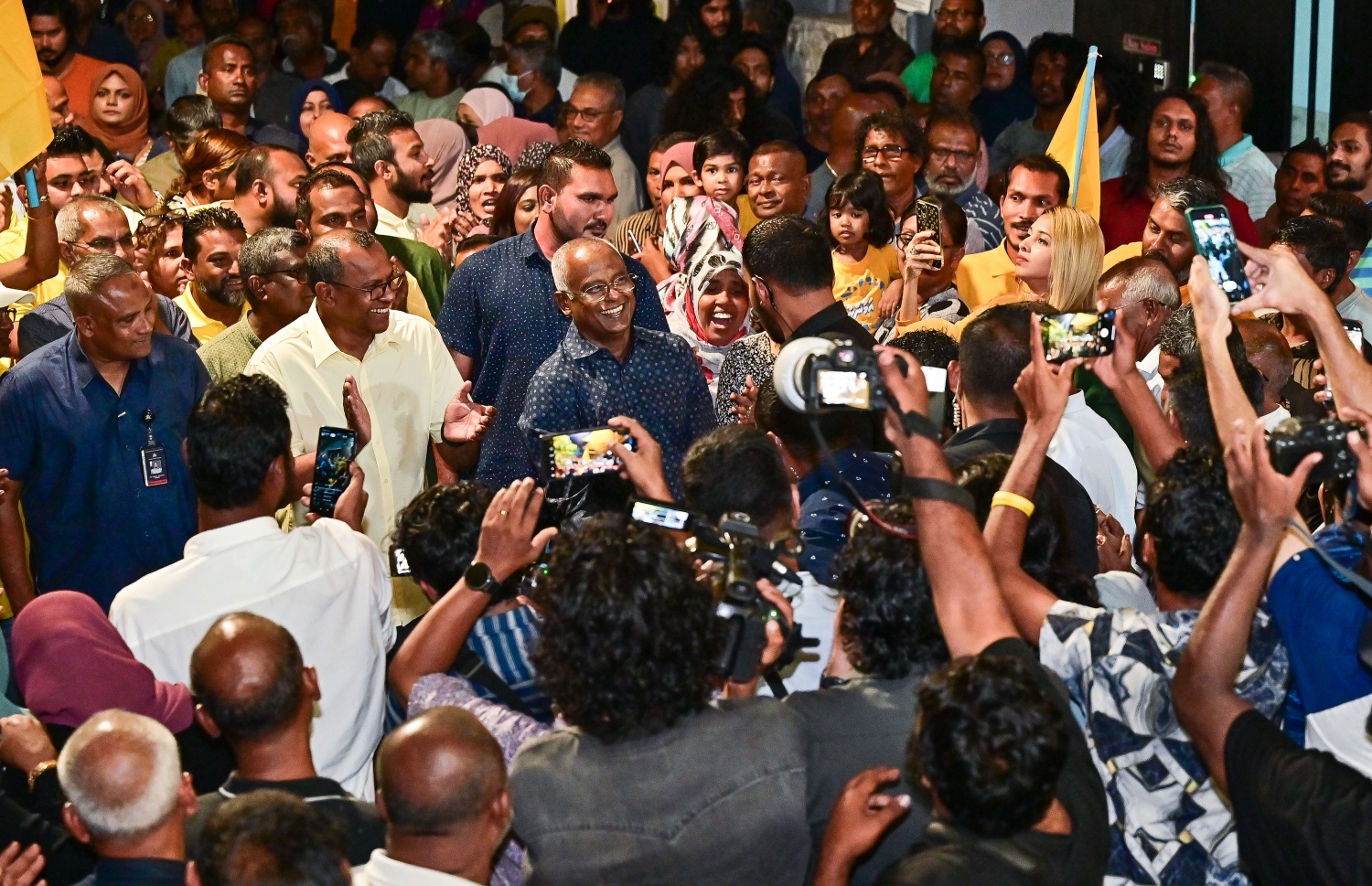 ރައީސްގެ ކަންމަތީޖަގަހަ ކެމްޕެއިން ޖަލްސާ