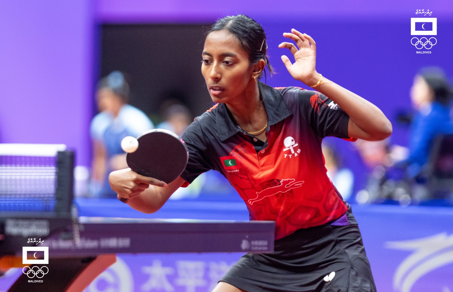 ޓީޓީ އަންހެން ޓީމު އިވެންޓުގެ މެޗެއްގައި ލައިސާ ކުޅެނީ.-- ފޮޓޯ: ނައުޝަމް ވަހީދު/ އެމްއޯސީ