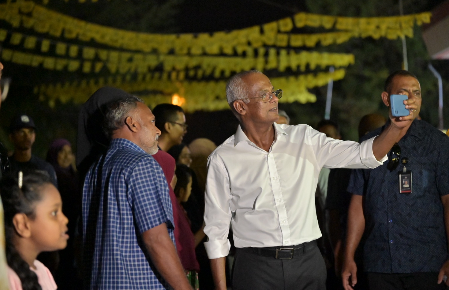 ރައީސަށް ތިނަދޫން މަރުހަބާ ދަންނަވަނީ: ދެކުނުގެ ތިން ސިޓީގެ ތާއިދު ލިބޭނެކަން ރައީސްނ ޔަގީން ކުރައްވާ