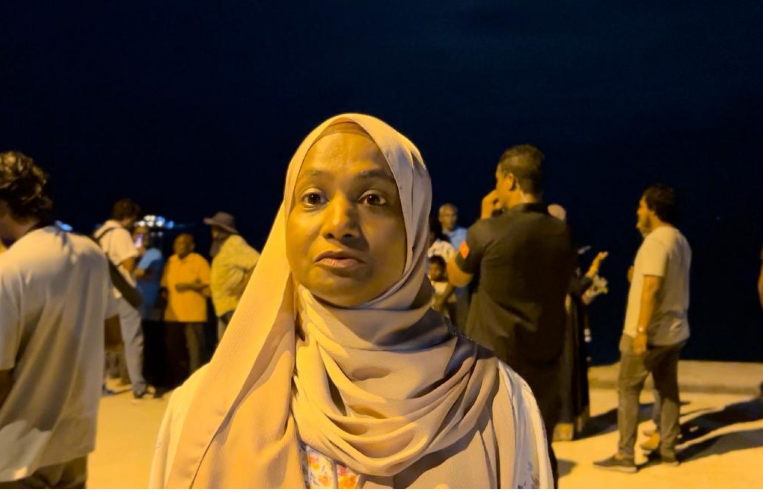 އެމްޑީޕީގެ ސަޕޯޓަރު މުނީޒާ ތިނަދުއަށް އައި ކުރިއެރުންތަކުގެ ވާހަކަ ދައްކަނީ: އޭނާ ބުނީ ކުރު އިންޓަވިއުއަކުން ކިޔައިދެވޭ ވަރަށް ވުރެން ގިނަ ކަންކަން ތިނަދުއަށް މިސަރުކާރުން ކޮށްފައިވާ ކަމަށް.