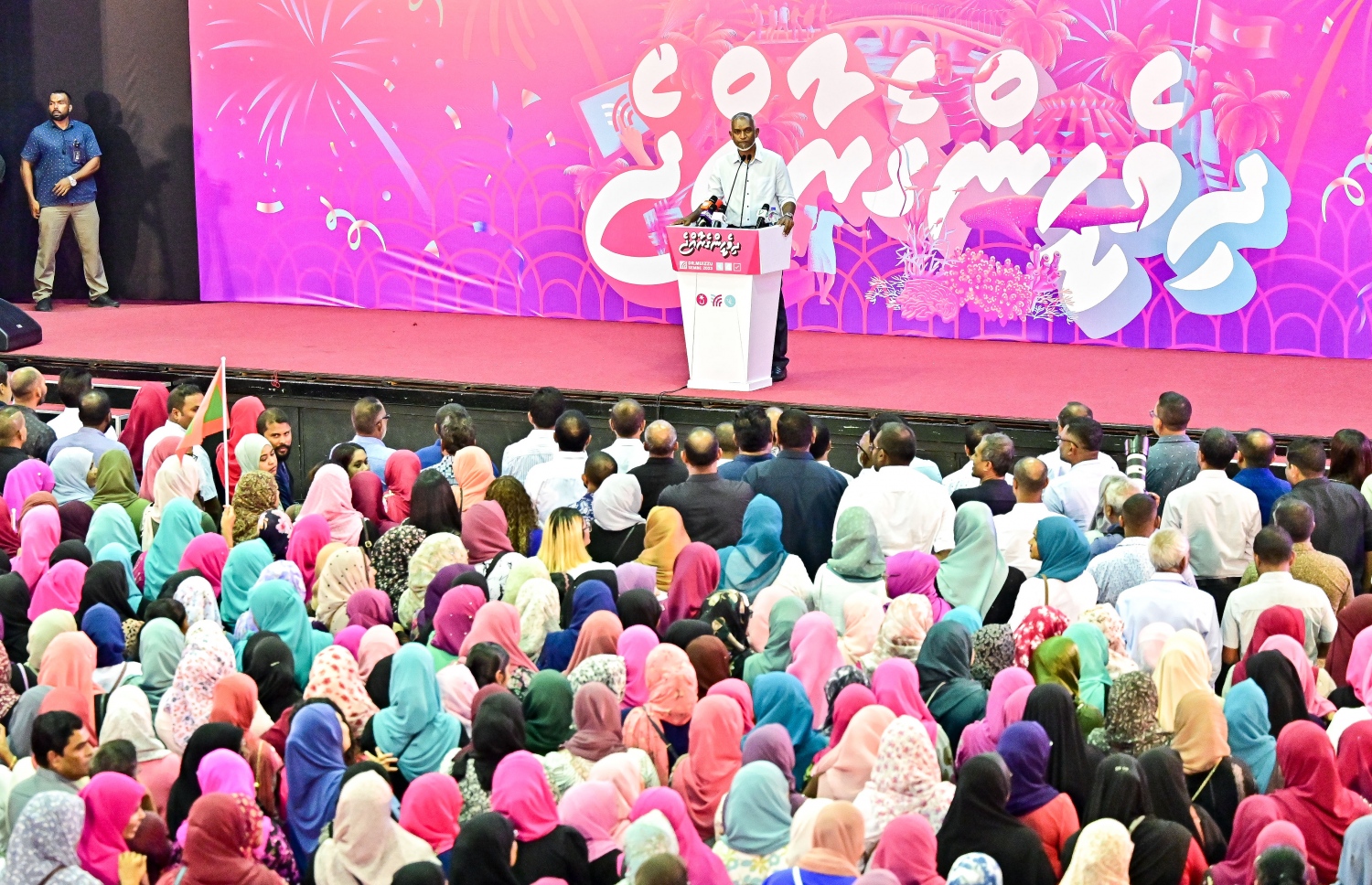 އިންތިހާބީ ރައީސް މުއިއްޒުގެ "ޝުކުރިއްޔާ ދިވެހިން" ގެ ބައްދަލުވުން