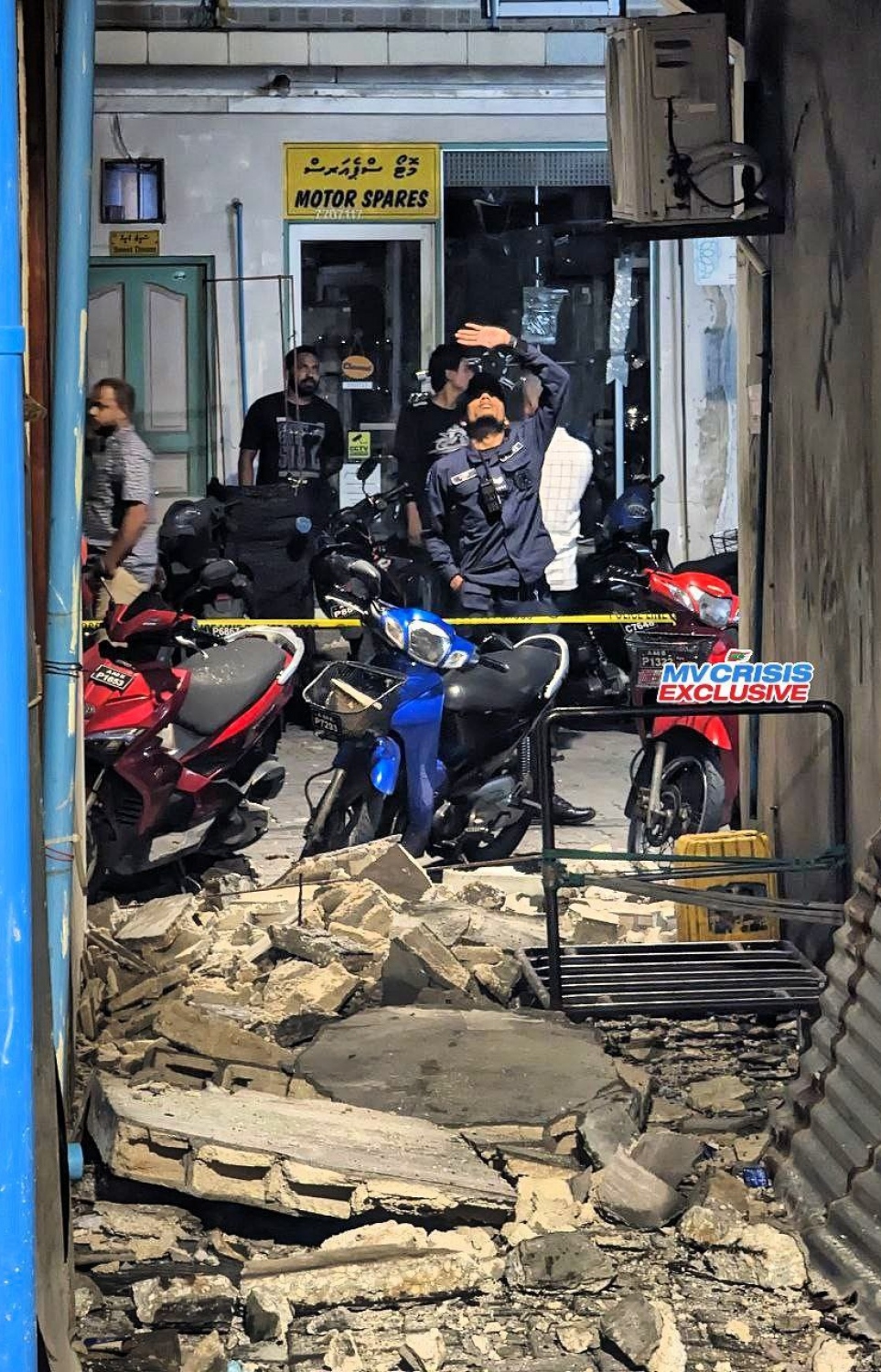 މ. ސުންބުލާގޭގެ ކޮންކްރީޓުގަނޑުން ބައެއް ވެއްޓިފައި.-- ފޮޓޯ: އެމްވީ ކްރައިސިސް