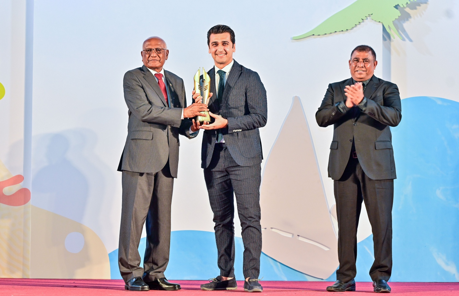 ޓޫރިޒަމް ދުވަހުގެ ގާލާ ނައިޓް