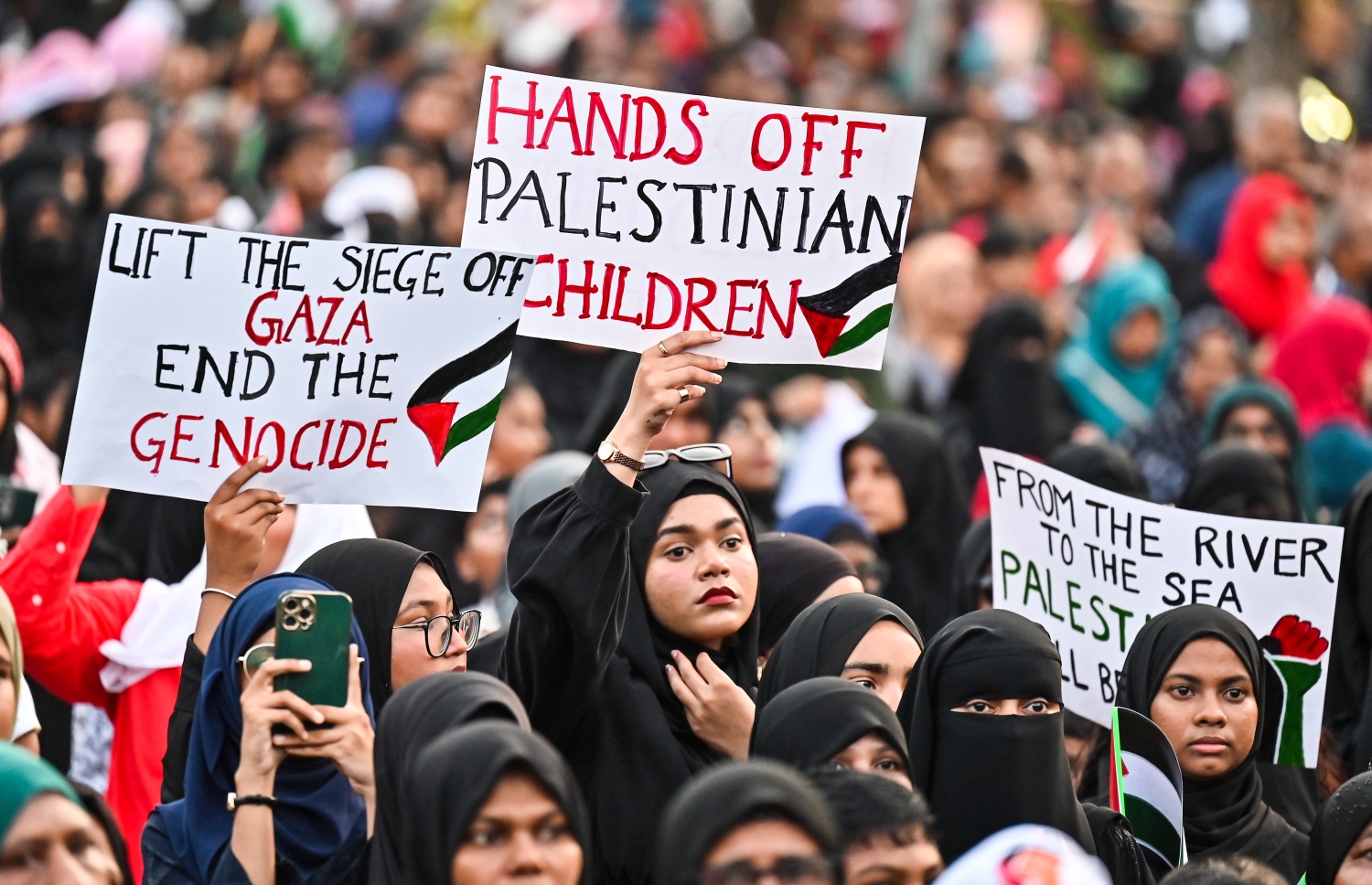 ދިވެހިން ފަލަސްތީނާ އެކު