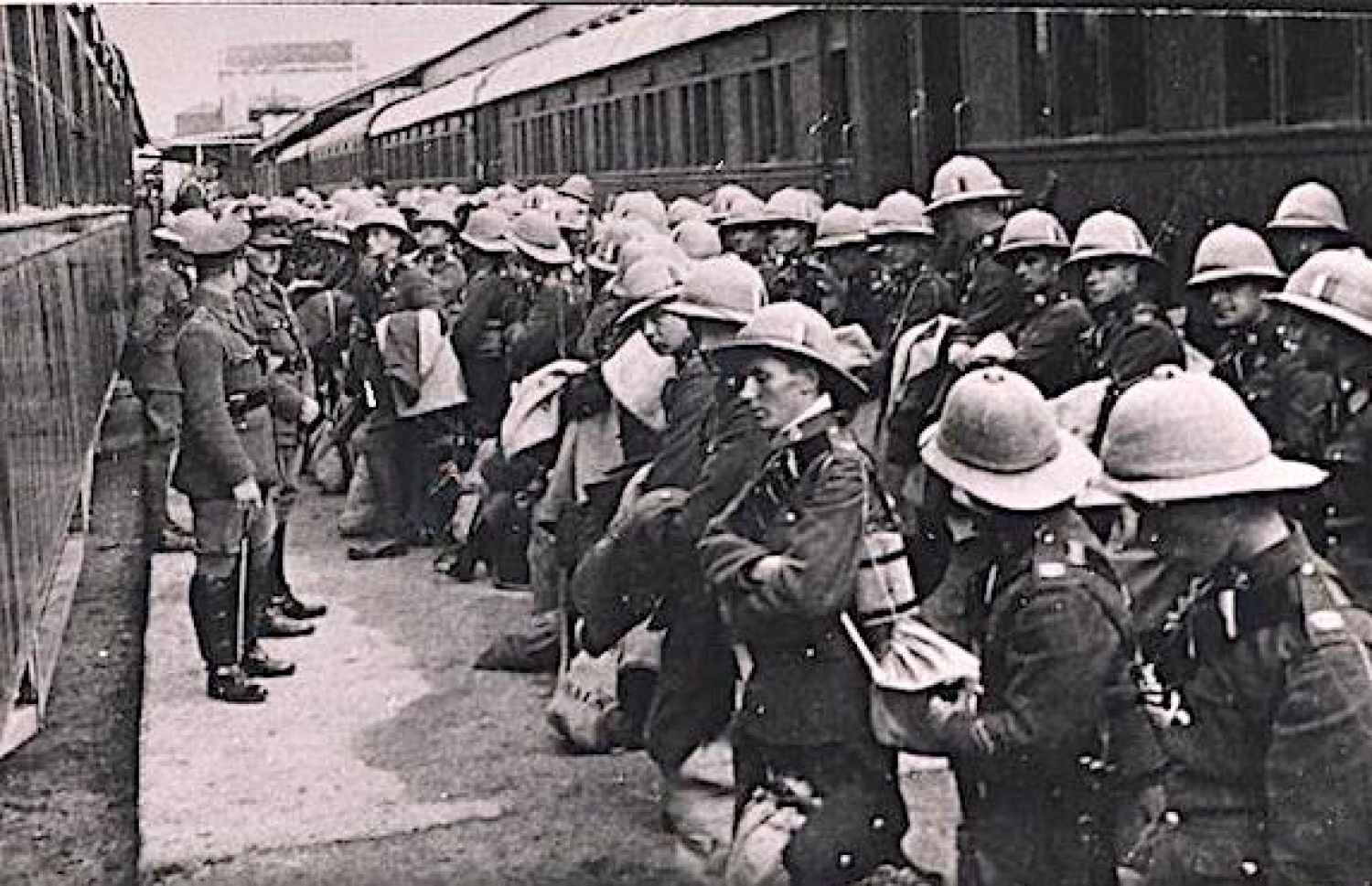 ފަލަސްތީނުން ފޭބި އިނގިރޭސި ވިލާތުގެ ސިފައިންގެ އެންމެ ފަހު ލަޝްކަރު، ފަލަސްތީނުން ފޭބުމުގެ ކުރިން --- ފޮޓޯ: ބްރިޓިޝް އާމީ އާކައިވް