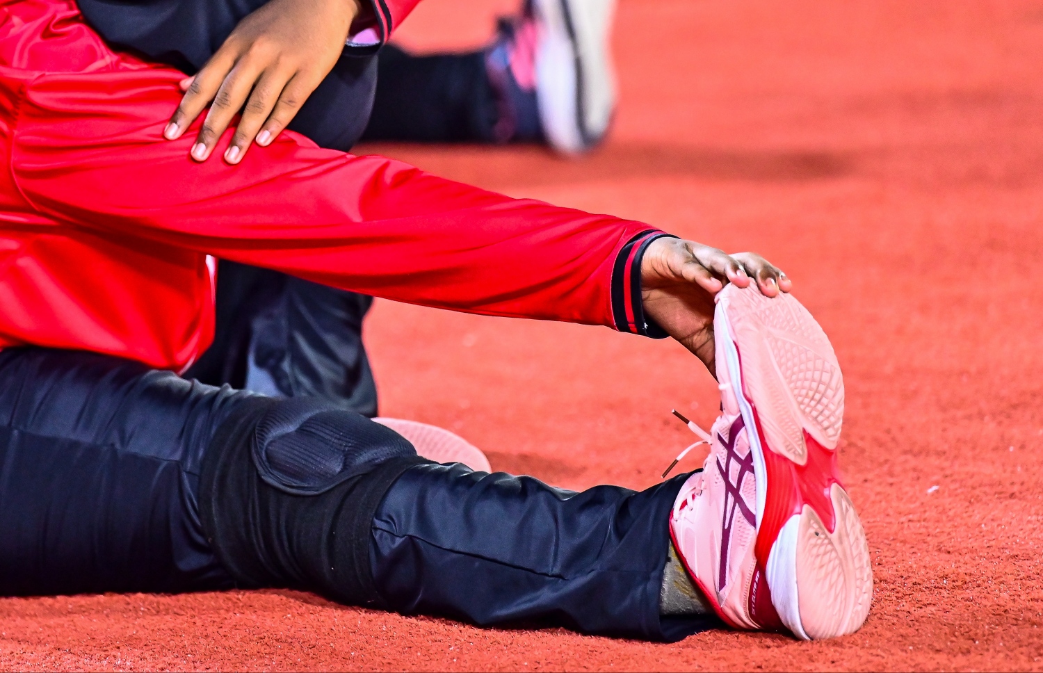 މާލެ ދުވާ ޓްރެކްގައި މީހަކު ކަސްރަތުކުރަނީ.-- ފޮޓޯ: ފަޔާޒް މޫސާ | މިހާރު