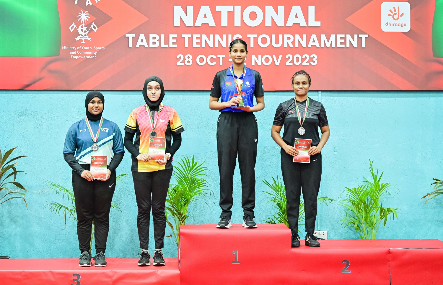 ގައުމީ މުބާރާތުގެ ސިންގަލްސްގެ އެންމެ ގަދަ ހަތަރު ކުޅުންތެރިން، އެއްވަނަ، ދީމާ (މ) ، ދެވަނަ ޖުމާނާ (ކ) އަދި ސެމީ ފައިނަލުގައި ކުޅުނު ދެ ކުޅުންތެރިން މިޝްކާ (ވ) އާއި މަލާކް --- ފޮޓޯ: ނިޝާން އަލީ