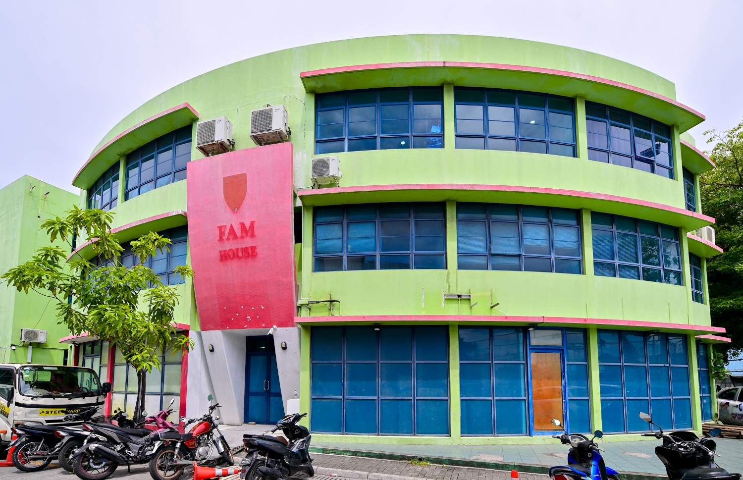 އެފްއޭއެމް ހައުސް -- ފައިލް ފޮޓޯ: މިހާރު