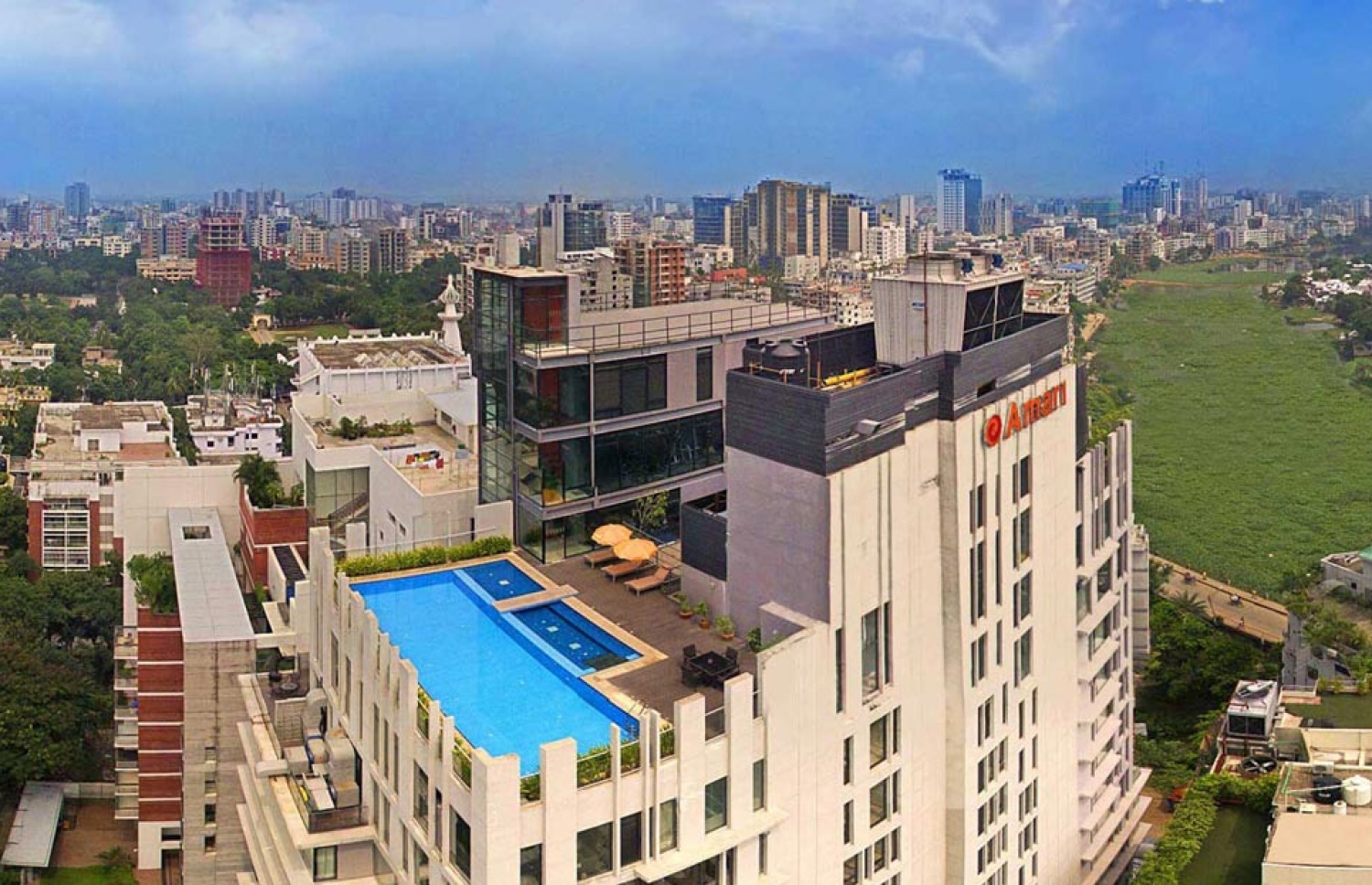 އަމާރީ ޑާކާ ހޮޓަލް. އެ ހޮޓަލަށް އެފްއޭއެމް އިން  ދައްކަން ޖެހޭ ތިން ލައްކައެއްހާ ރުފިޔާ އޮތީ ނުދައްކާ