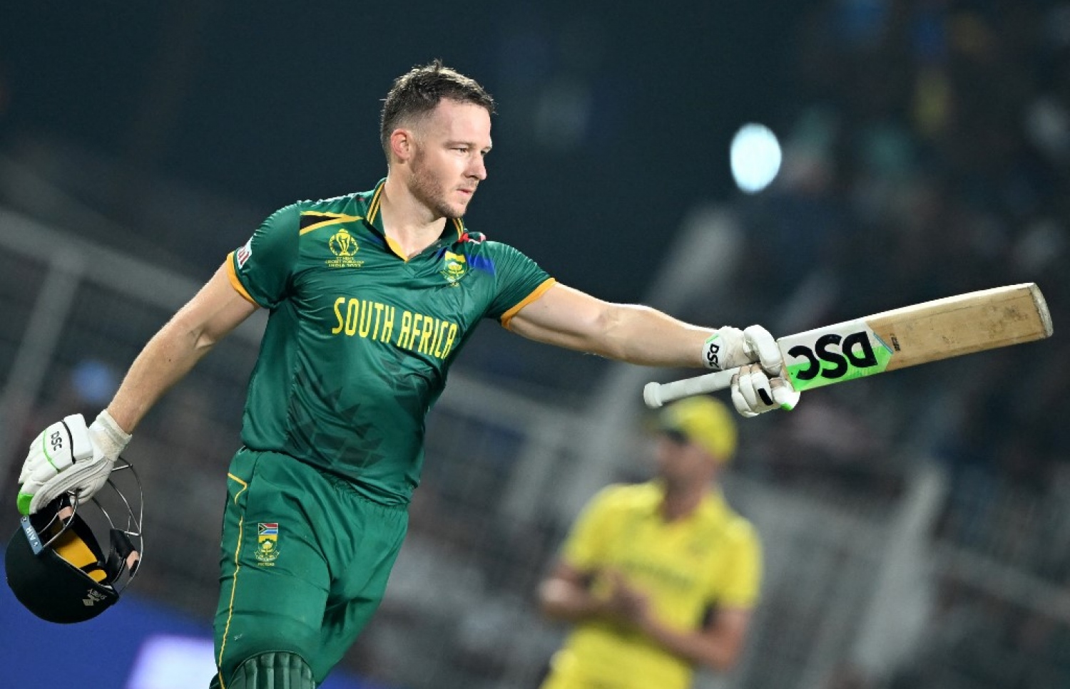 އިއްޔެގެ މެޗުގައި ސެންޗަރީ ހެދި ދެކުނު އެފްރިކާގެ ޑޭވިޑް މިލާ.-- ފޮޓޯ: އޭއެފްޕީ