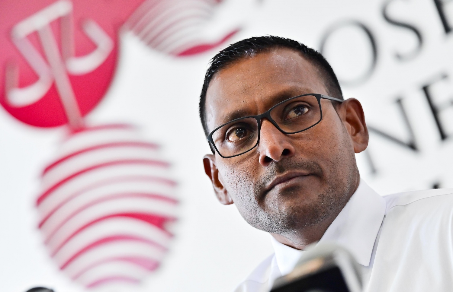 ފްރޮސެކިއުޓާ ޖެނެރަލްގެ އޮފީހުން ބޭއްވި ޕްރެސް ކޮންފަރެންސްގައި ޕީޖީ ހުސެއިން ޝަމީމް.-- ފޮޓޯ: ނިޝާން އަލީ | މިހާރު