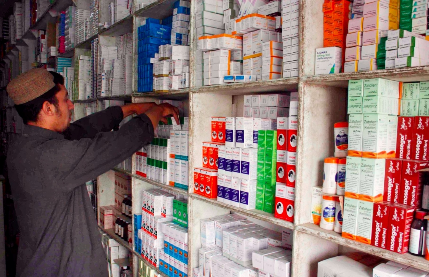 ޕާކިސްތާނުގެ ބޭސްފިހާރާއެއް: ނުރައްކާ ކެމިކަލް ހުރި ބޭސް ވިއްކި ޕާކިސްތާނުގެ ކުންފުނީގެ ފެކްޓަރީ މިހާރު ވަނީ ބަންދުކޮށްފައި.