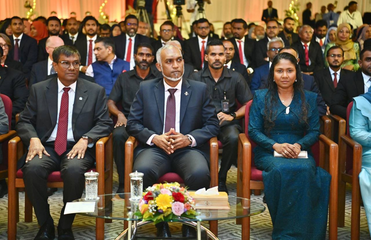 މިރޭގެ ރަސްމިއްޔާތުގައި ރައީސާއި އުއްތަމަ ފަނޑިޔާރުންގެ އިތުރުން ޖޭއެސްސީގެ ރައީސް ބައިވެރިވެ ވަޑައިގަންނަވަނީ --- ފޮޓޯ/ރައީސް އޮފީސް