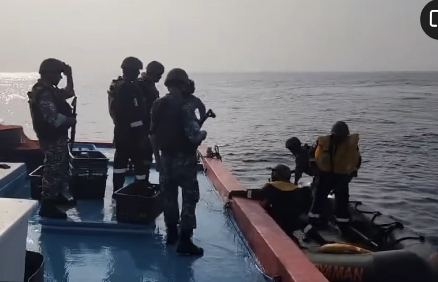 މަސް ދޯނިތަކަށް އެރި އިންޑިއާގެ ސިފައިން