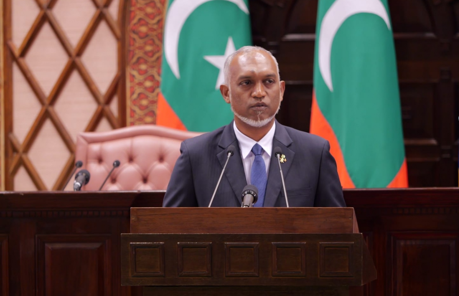 މި އަހަރުގެ ރިޔާސީ ބަޔާން އިއްވަވަން ރައްޔިތުންގެ މަޖިލިހުގެ ޖަލްސާ--- ފޮޓޯ: މަޖިލިސް