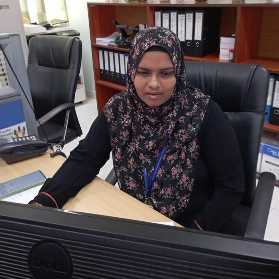 ފ. އަތޮޅު ކައުންސިލްގެ ރައީސަކަށް އިންތިހާބުކުރި ހައްވާ އަބްދުލް އަޒީޒް.