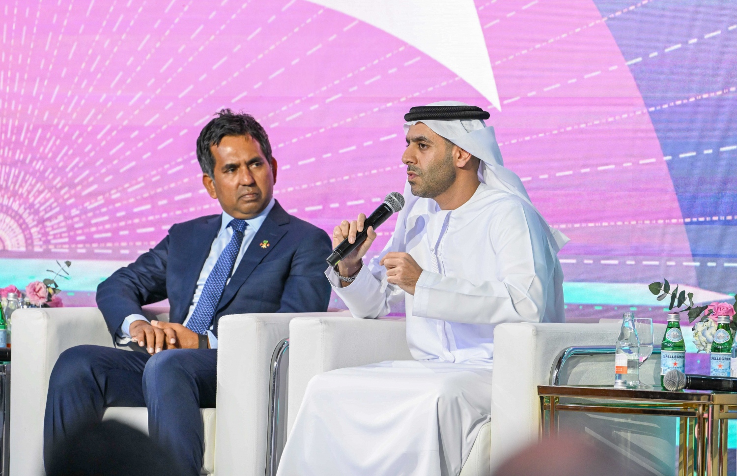 ރާއްޖޭގައި ހުރި އިންވެސްޓްމަންޓުތަކުގެ ފައި ފުރުސަތުތައް ދައްކާލުމަށް ރާއްޖޭގެ ފަރާތުން ދުބާއީގައި ބޭއްވި އިންވެސްޓް މޯލްޑިވްސް 2024 ދުބާއީ ފޯރަމް .-- ފޮޓޯ: ރައީސް އޮފީސް