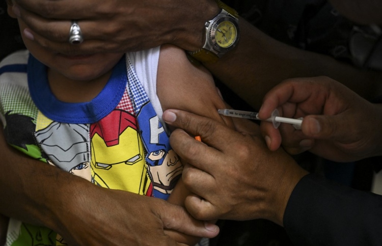 Himabihi ge ithuru 17 case, 14,000 avvure gina meehunnah vaccine dheefi