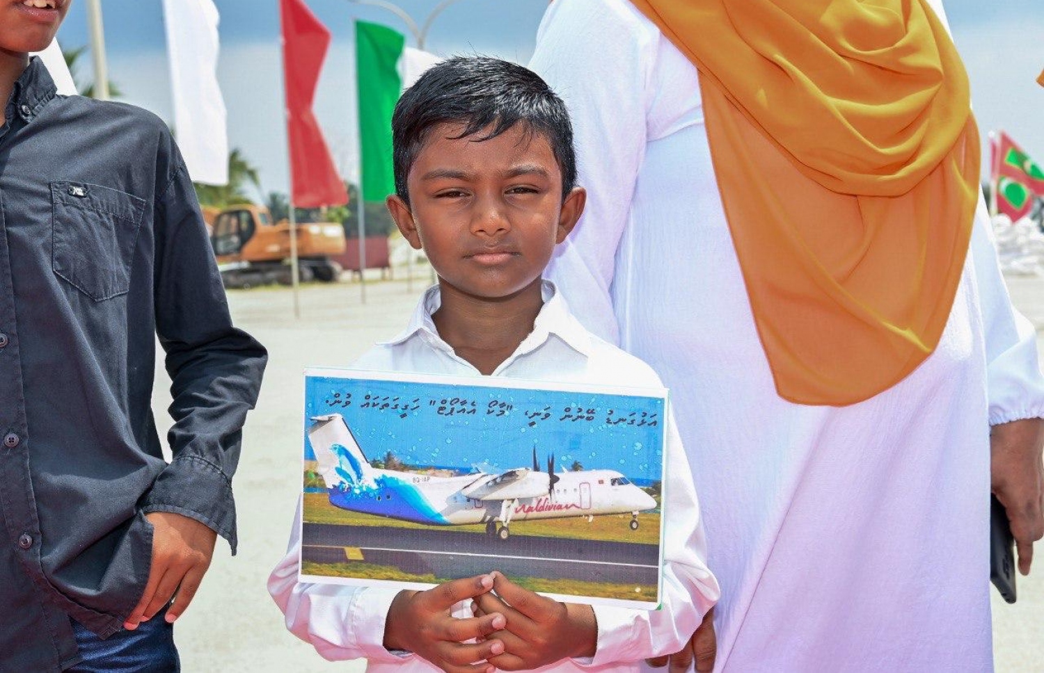 ރައީސް ޑރ. މުހައްމަދު މުއިއްޒަށް ށ. މިލަންދޫން މަރުހަބާ ކިޔުން.-- ފޮޓޯ: ރައީސް އޮފީސް