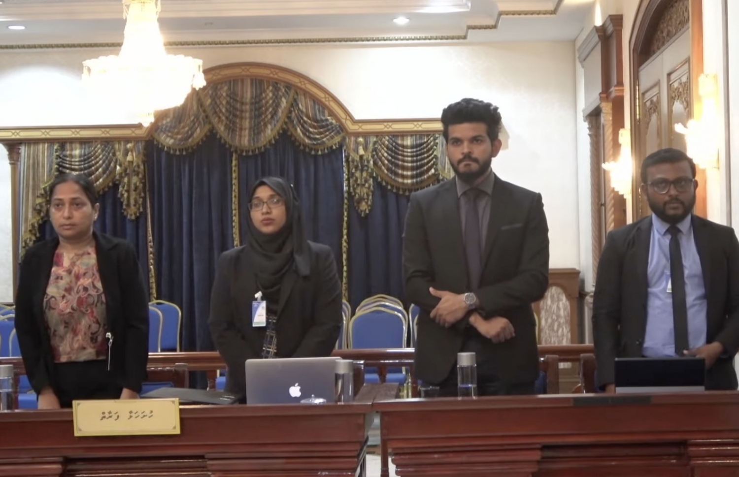 ބަންޑާރަ ނައިބު އޮފީހުގެ ވަކީލުން މީގެކުރީގެ އަޑުއެހުމެއްގައި