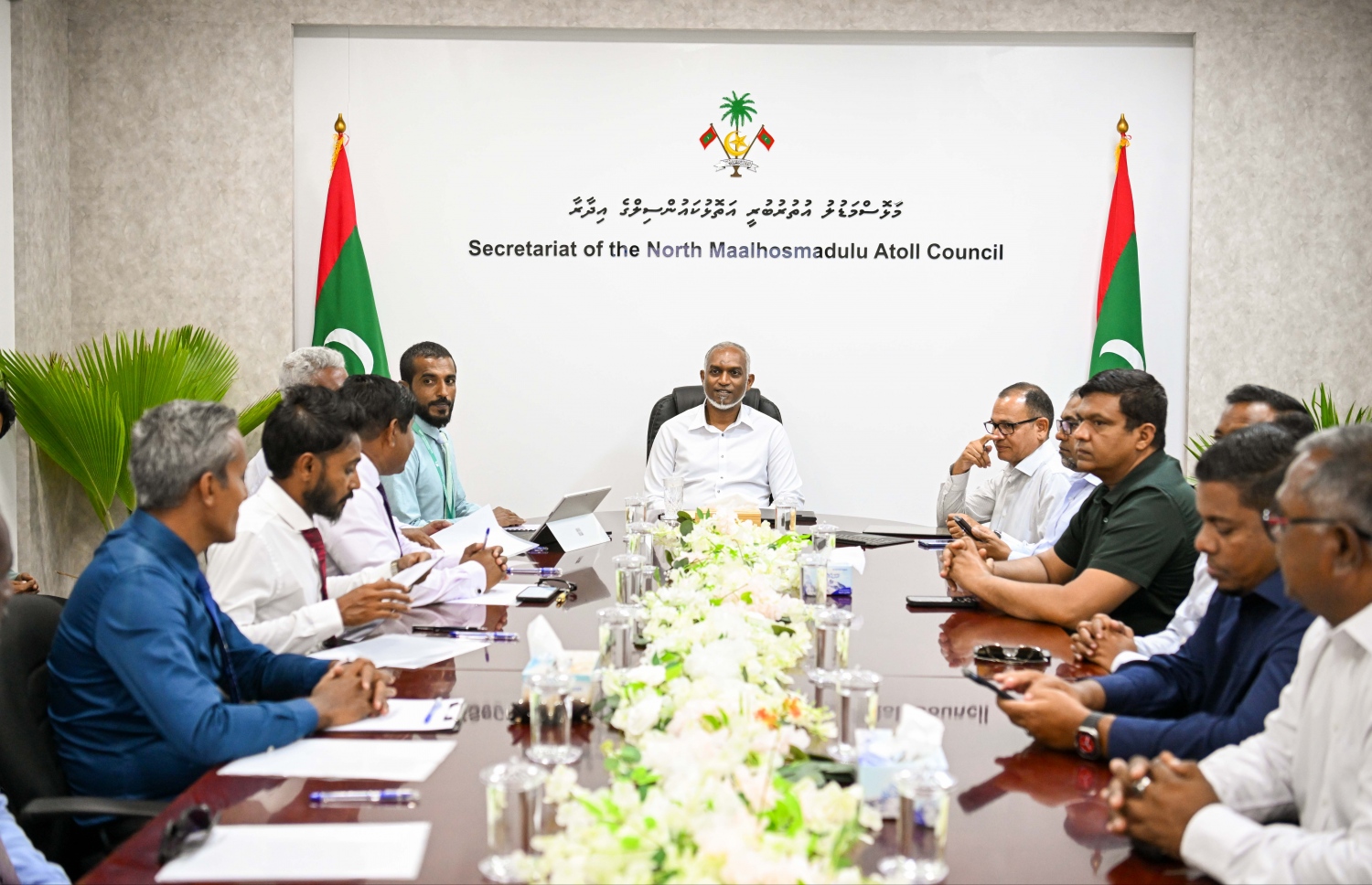 ރައީސްގެ ރ. ބ ދަތުރުފުޅު | Mihaaru