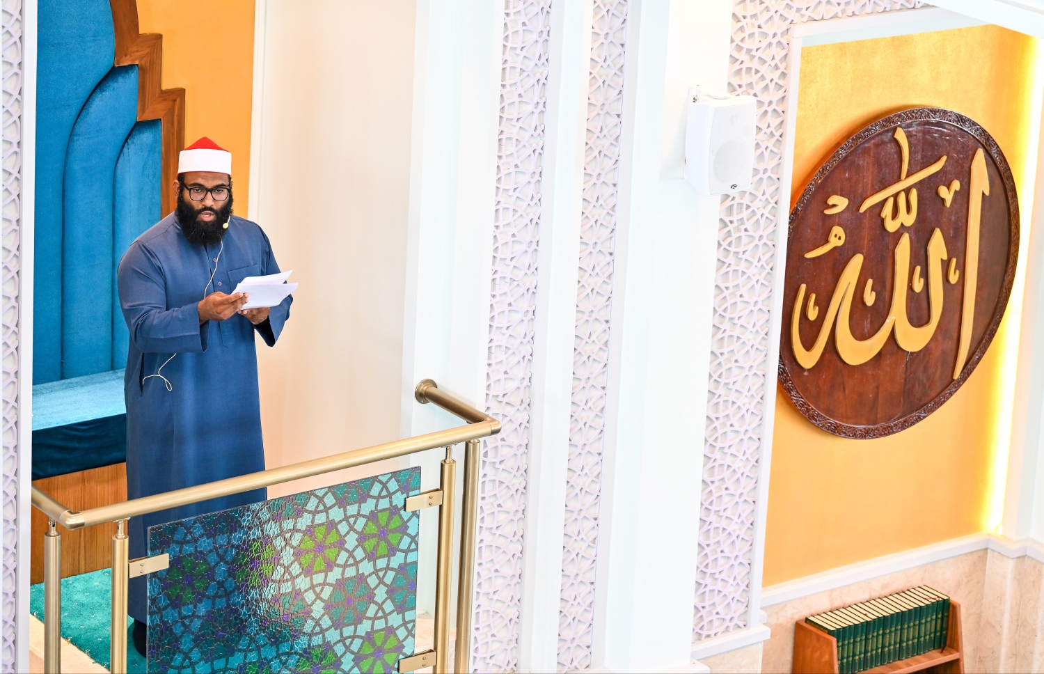 ހުޅުމާލެ 2 ގައި އަލަށް އިމާރާތް ކުރި މިސްކިތުގައި މިއަދު ހުކުރު ހުތުބާ އިއްވަނީ: މި މިސްކިތަކީ މުނި ހޯމް އިން އިމާރާތްކުރި މިސްކިތެއް -- ފޮޓޯ: ފަޔާޒު މޫސާ | މިހާރު