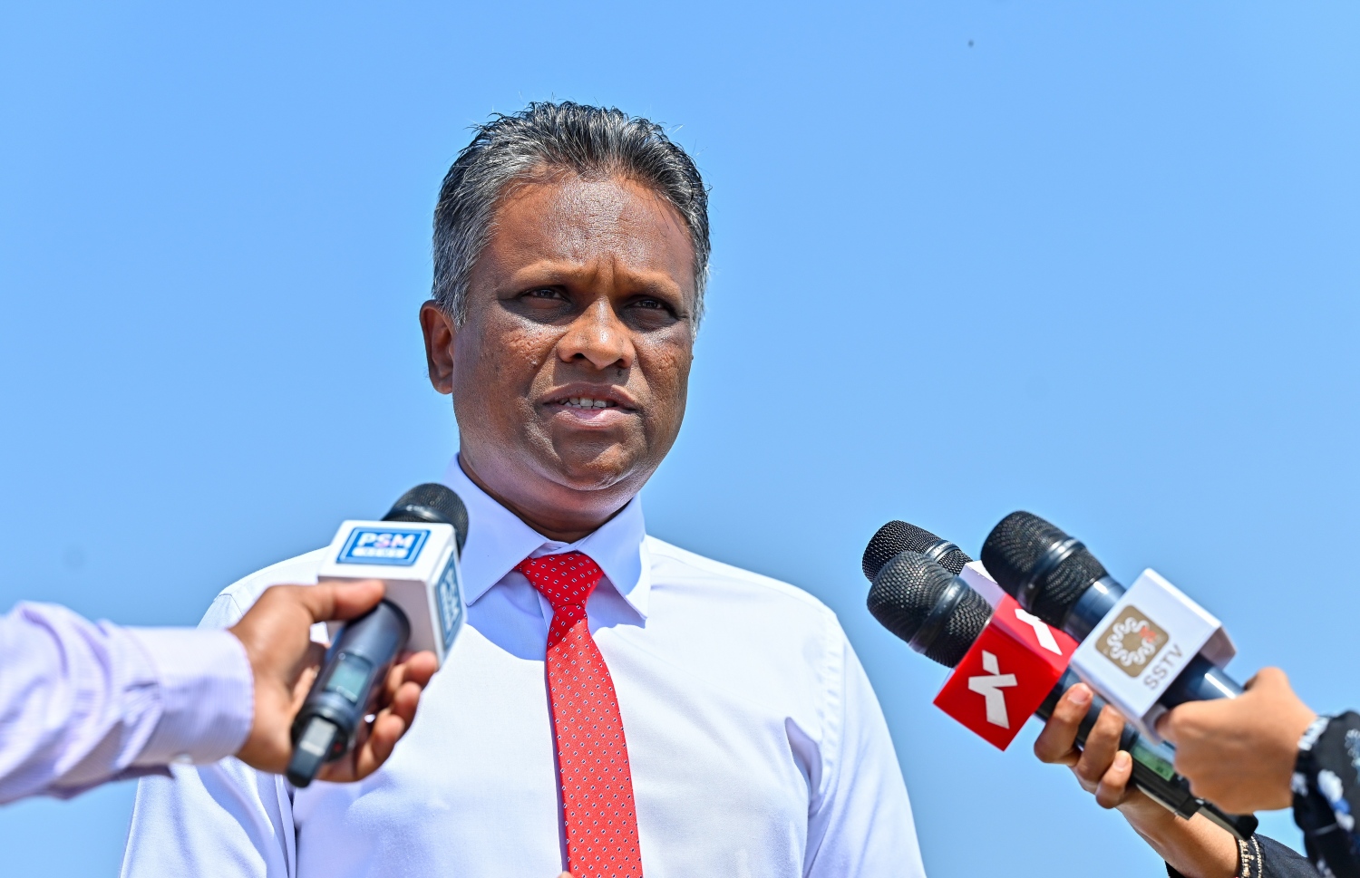 ބުޅާ ފެސިލިޓީގެ އަމަލީ މަސައްކަތް ފެށުމަށް ބޭއްވި ރަސްމިއްޔާތުގައި މާލޭގެ މޭޔަރު އާދަމް އާޒިމް ވާހަކަދައްކަވަނީ-- ފޮޓޯ: ފަޔާޒް މޫސާ | މިހާރު