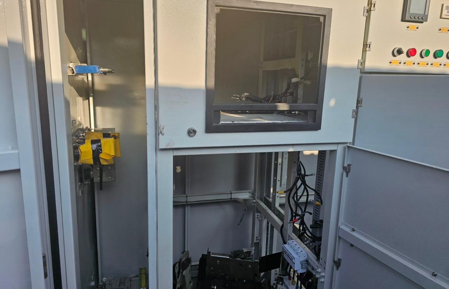 ސްޓެލްކޯގެ ޓްރާސްފޯމަރުތަކަށް ގެއްލުން ދީފައި.