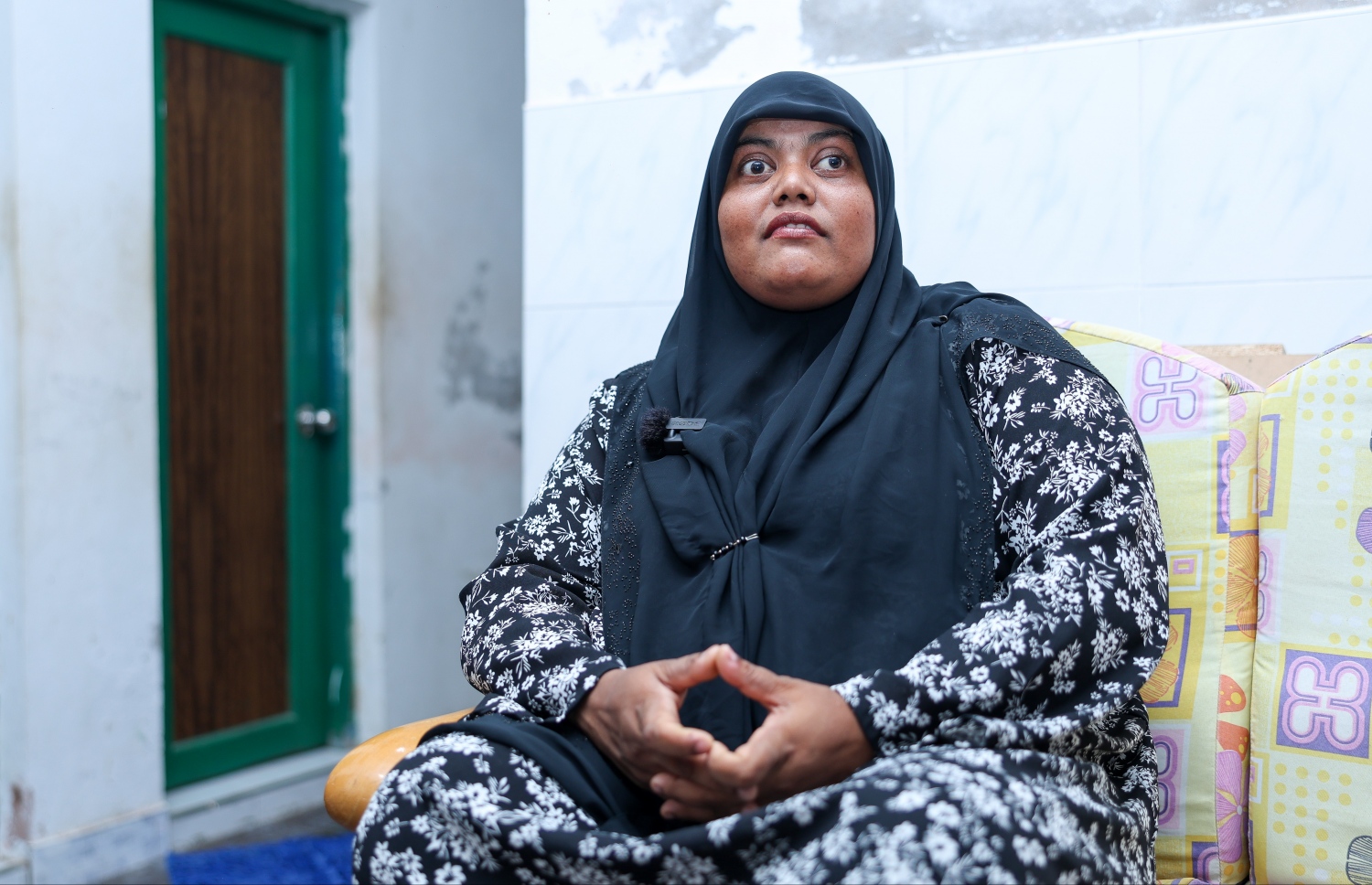 ހައްޖަގެ ފެނުން ގެއްލުނު ގޮތް "މިހާރު"އަށް ކިޔައިދެނީ. -- ފޮޓޯ: ފަޔާޒް މޫސާ | މިހާރު