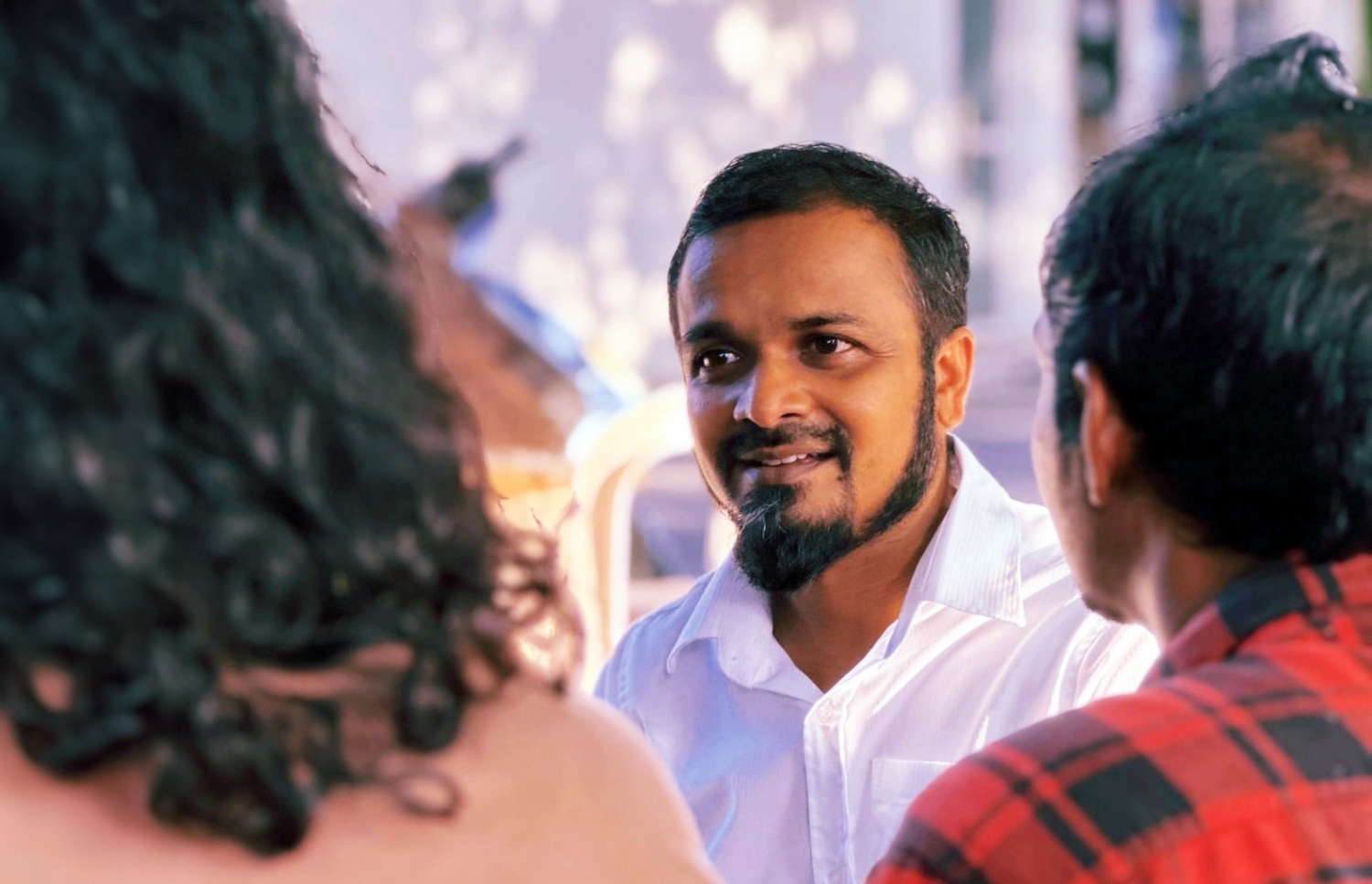 ހުސެއިން ސަގީފު: ރައްޔިތުންގެ މަޖިލީހުގެ އިންތިހާބުގައި ވައިކަރަދޫ ދާއިރާއަށް އޭނާ ވާދަކުރަނީ އެ ދާއިރާއަށް ސިޔާސީ ހަމަޖެހުން ގެނެސްދީ، ރައްޔިތުންގެ ރައްޔިތެއްގެ ގޮތުގައި ރައްޔިތުންގެ އަޑު އުފުލުމަށް