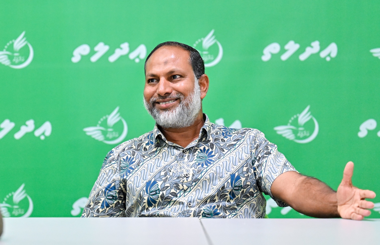 އިމްރާން އަބްދުﷲ: އޭނާ މަކުނުދޫ ދާއިރާއަށް ވާދަކުރައްވަނީ ރައްޔިތުންނާ ގާތުން މަސައްކަތް ކޮށްދިނުމަށް - ފޮޓޯ: ނިޝާން އަލީ / މިހާރު